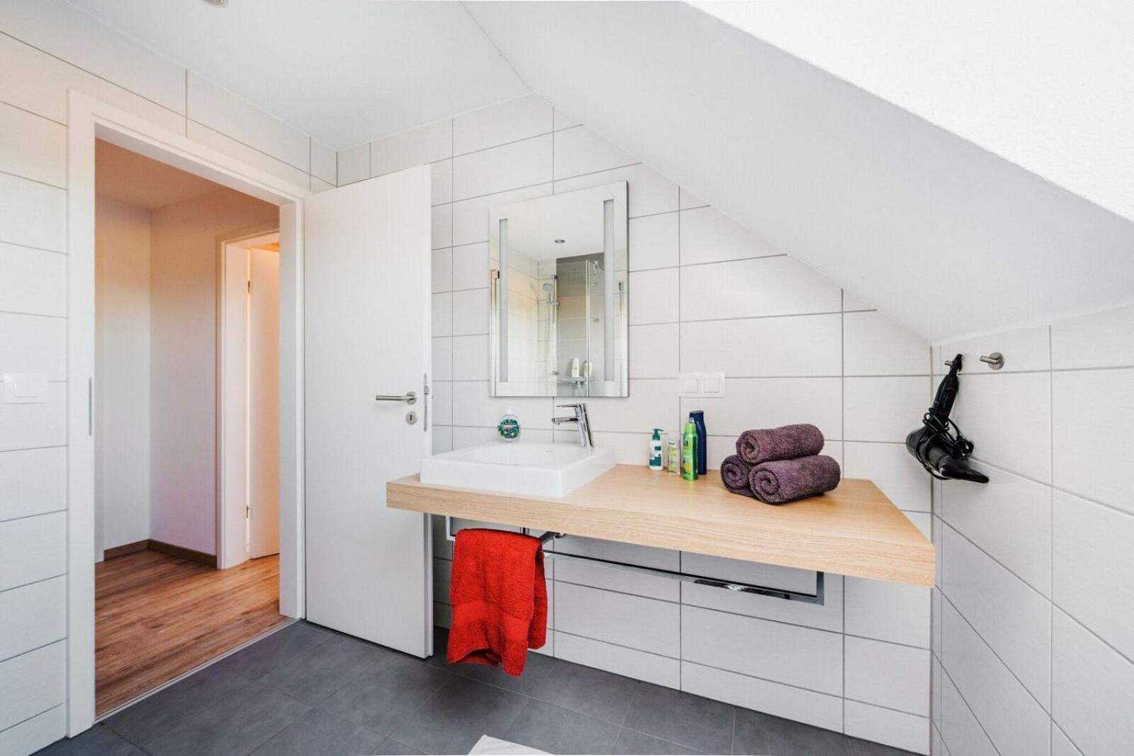 Two-Bedroom House photo 2