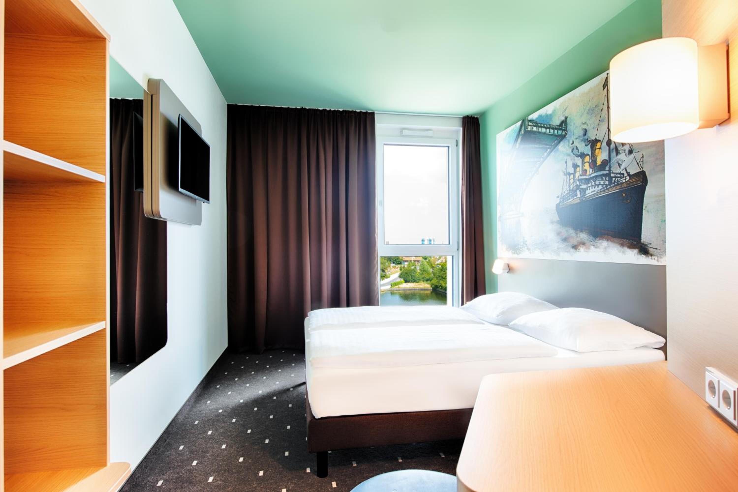 Double Room - Photo 1