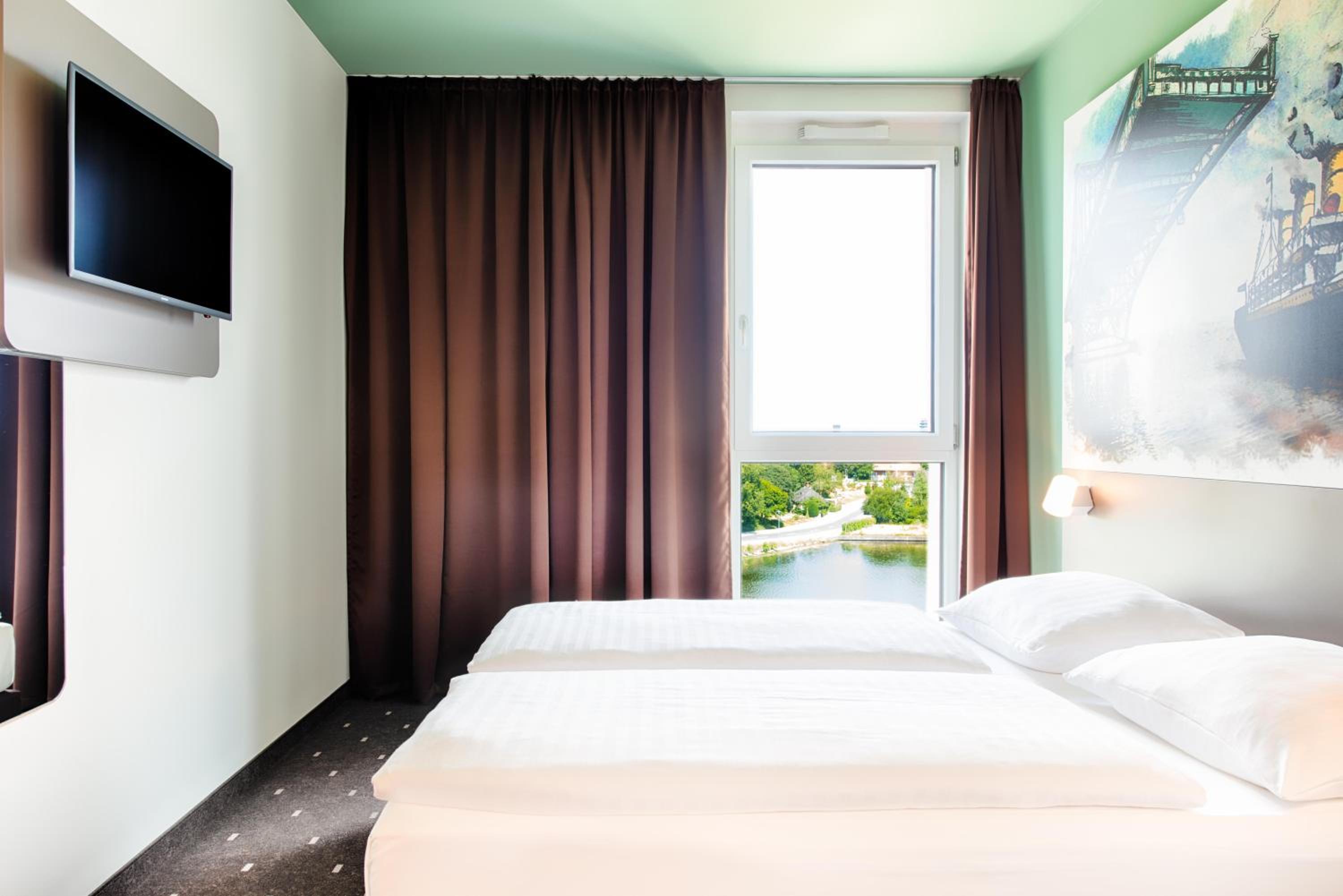 Double Room - Photo 3