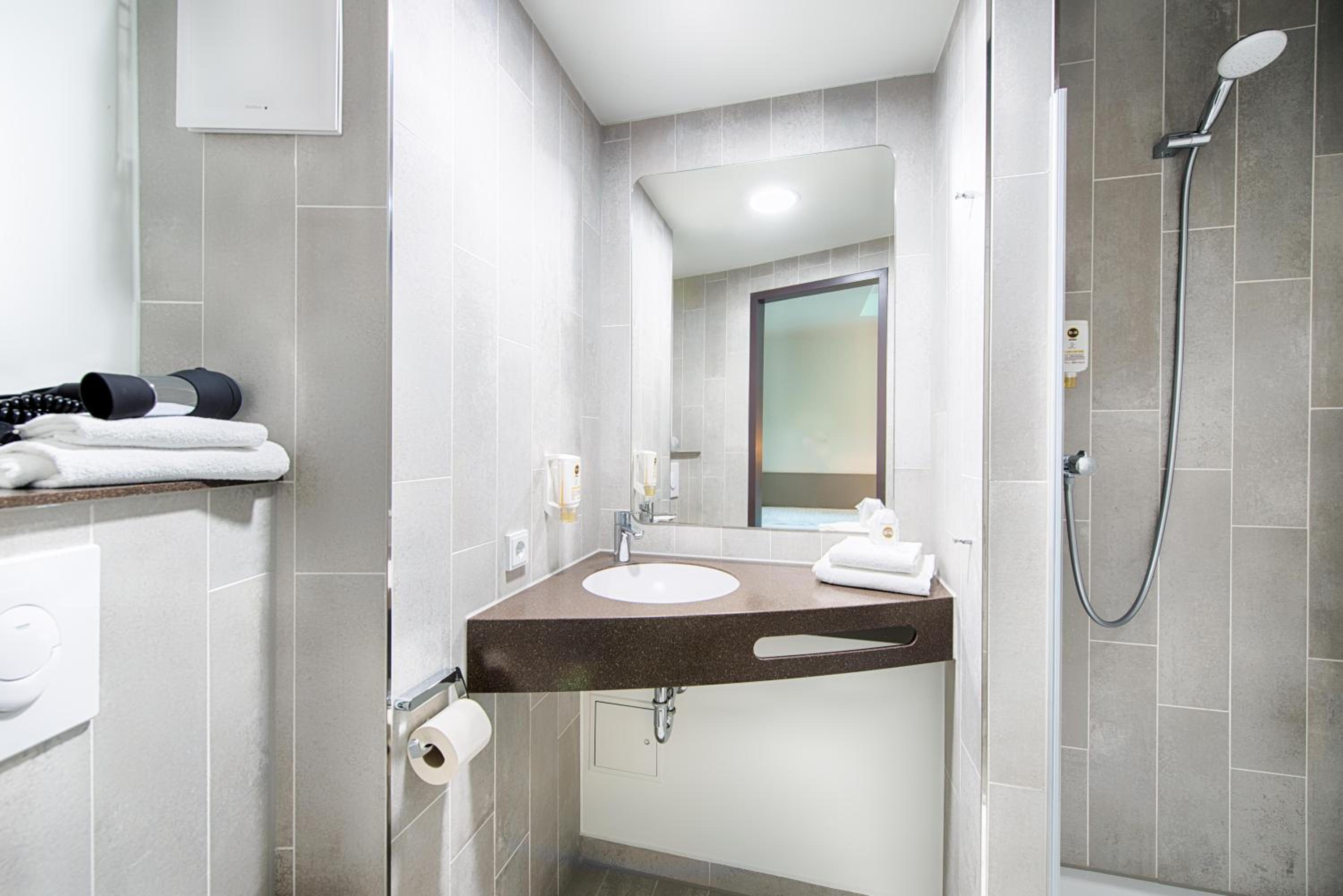 Double Room - Photo 2