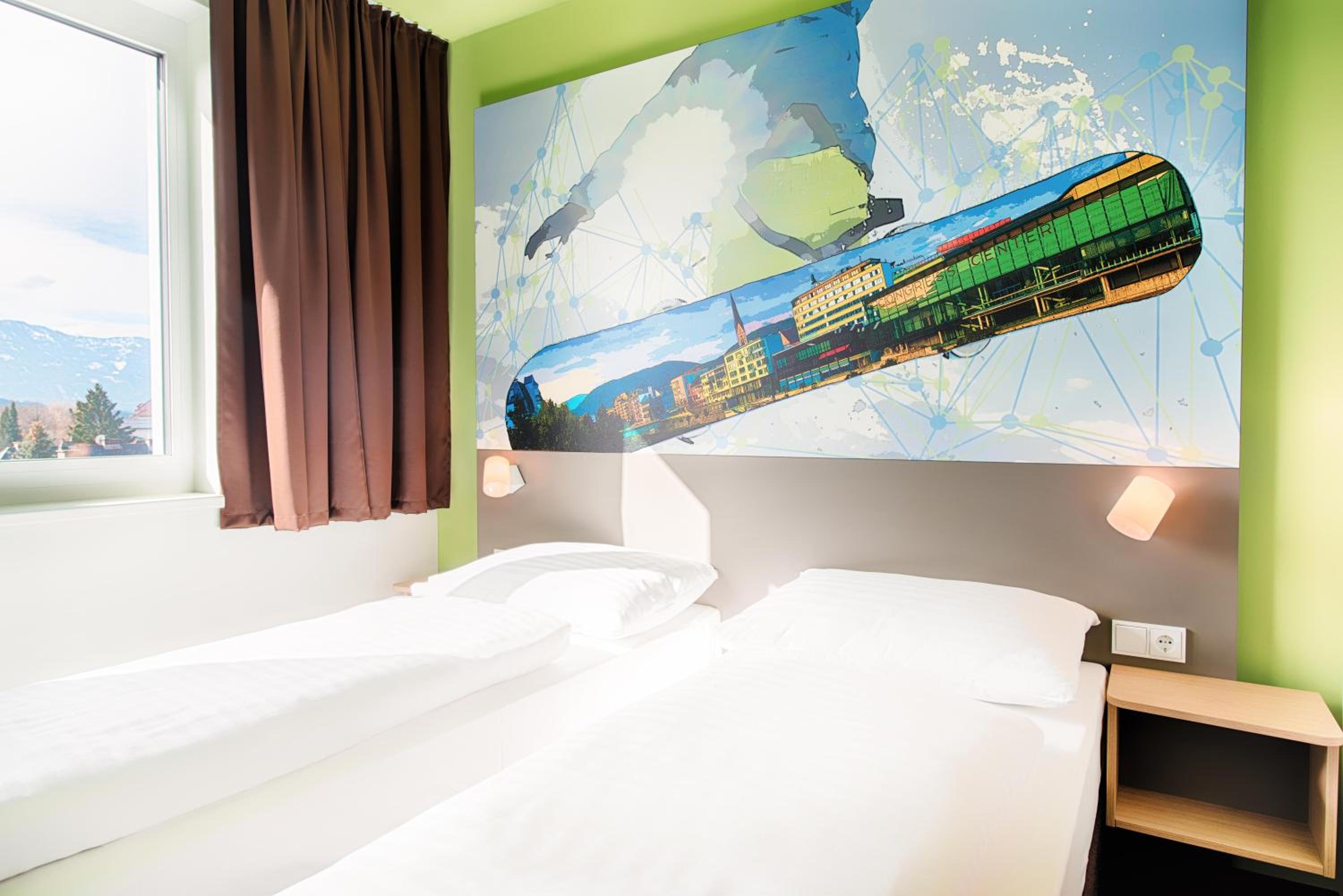 Twin Room - Photo 3