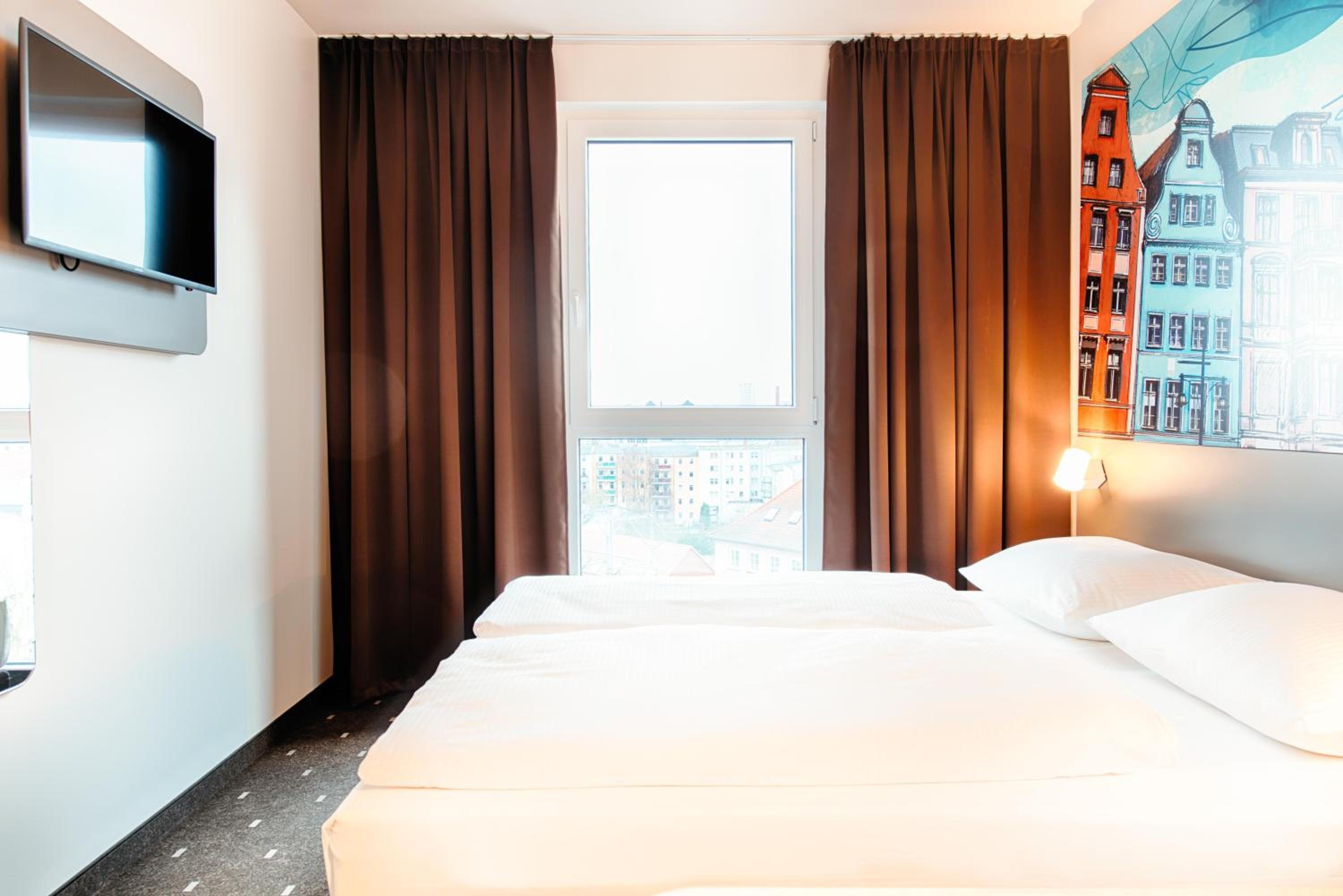 Double Room - Photo 3