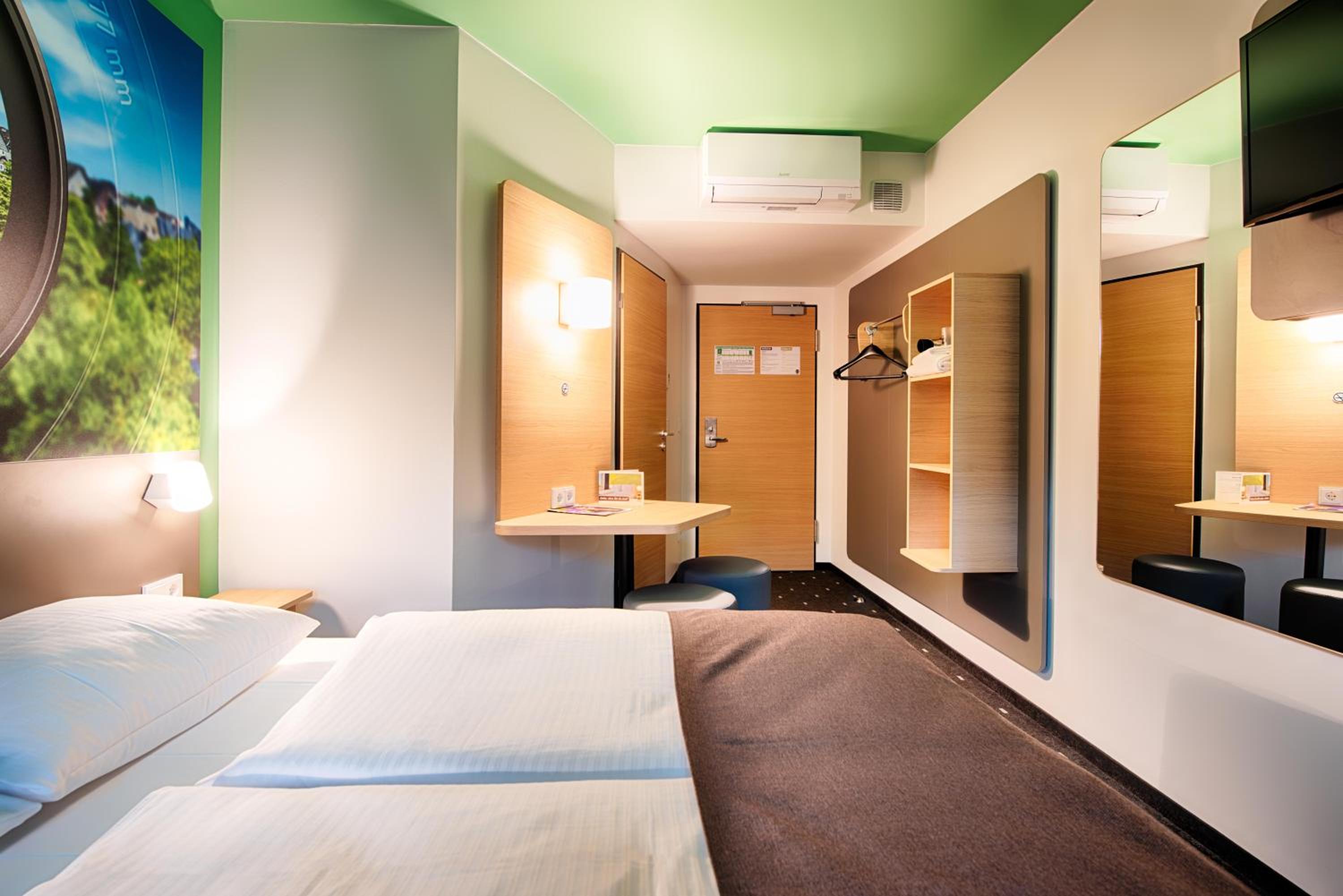 Double Room - Photo 4
