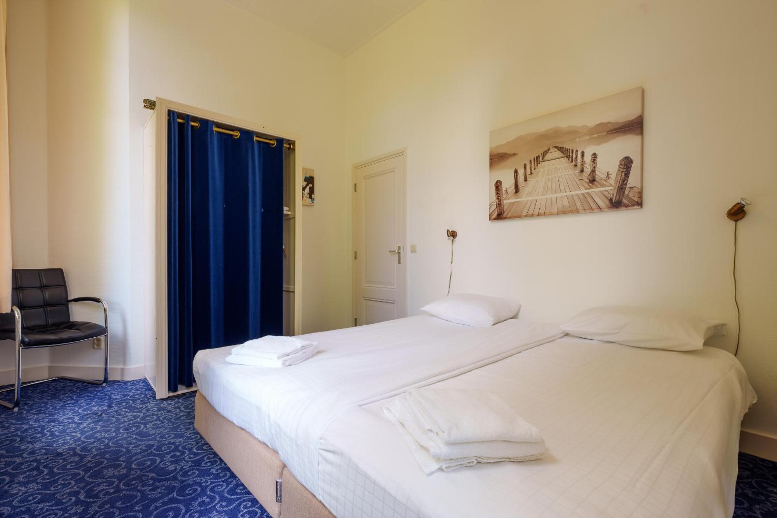 Two-Bedroom Apartment - Photo 7