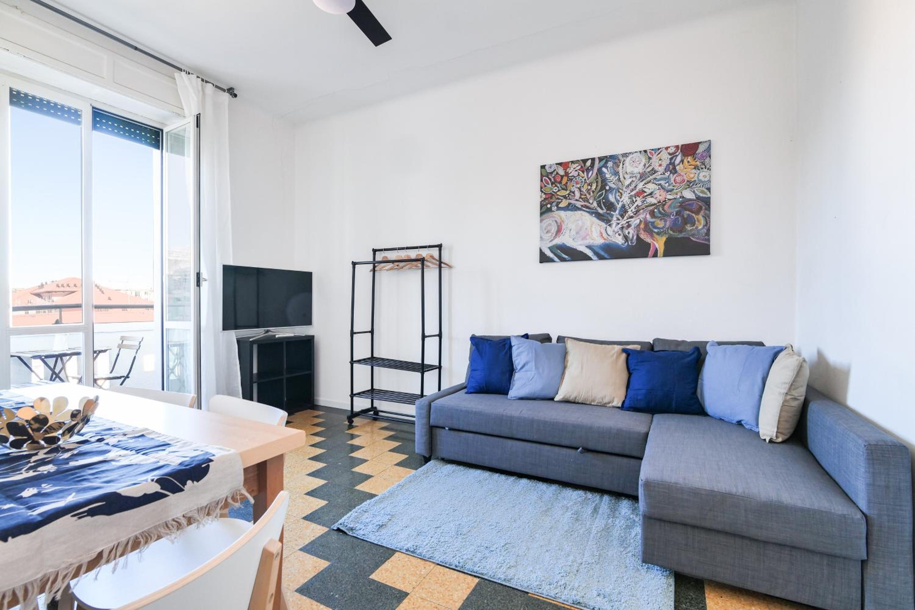 One-Bedroom Apartment