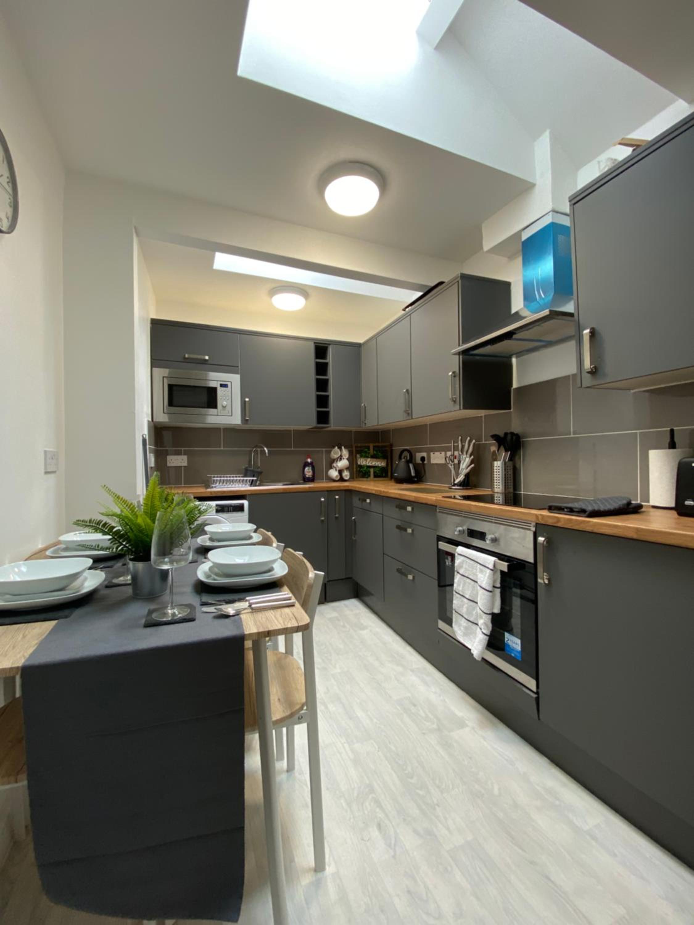 Four-Bedroom House photo 2