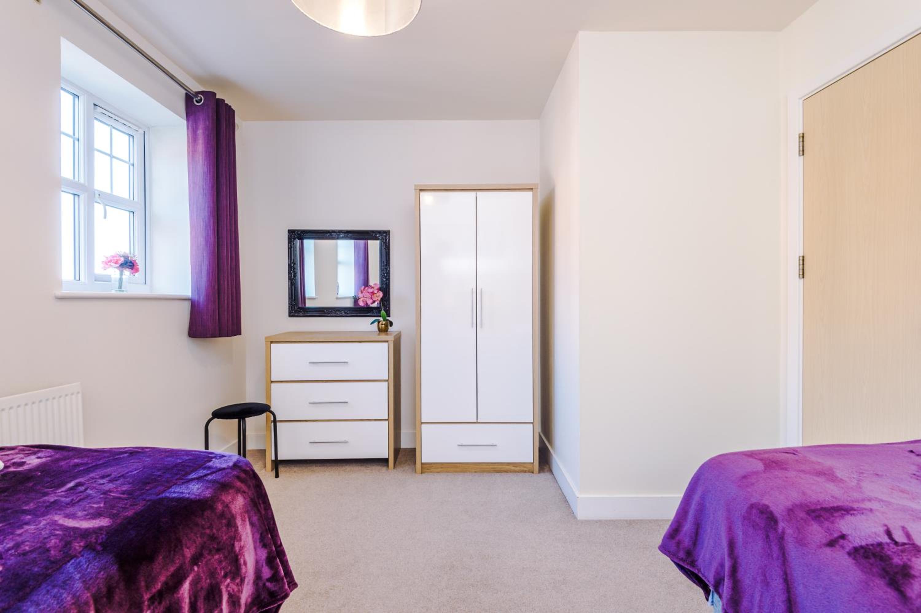 Four-Bedroom House photo 1