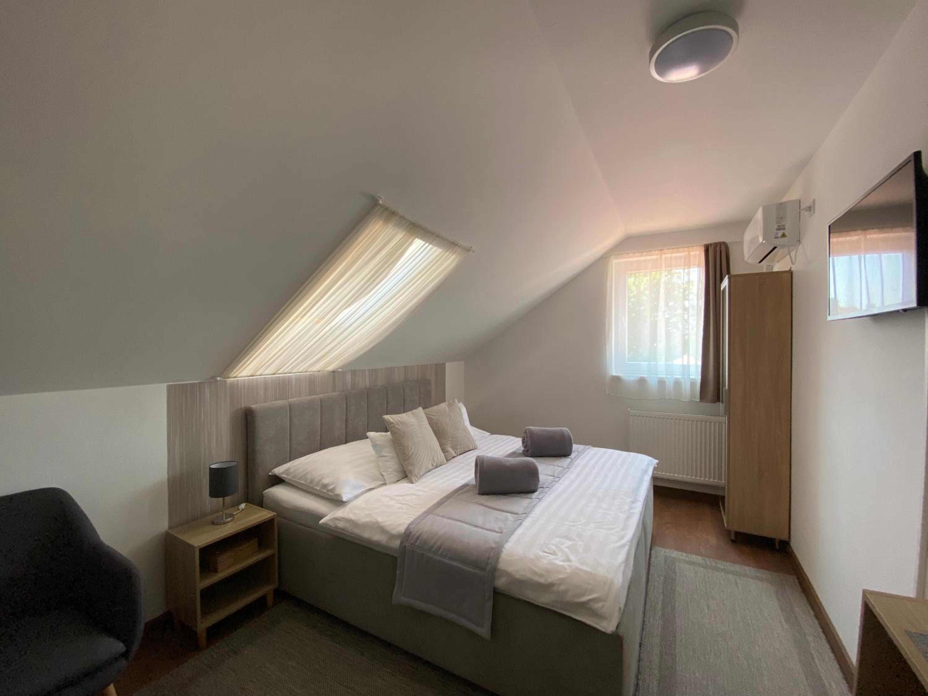 Standard Double or Twin Room with Garden View photo 1