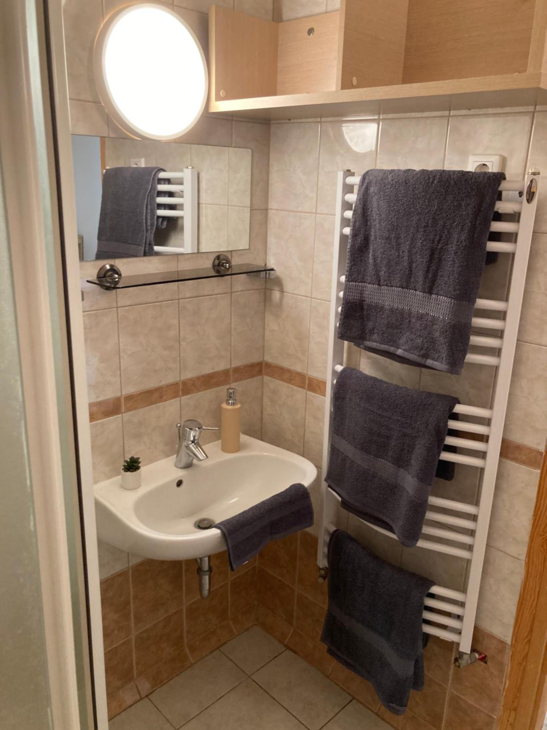 Triple Room with Private Bathroom photo 3