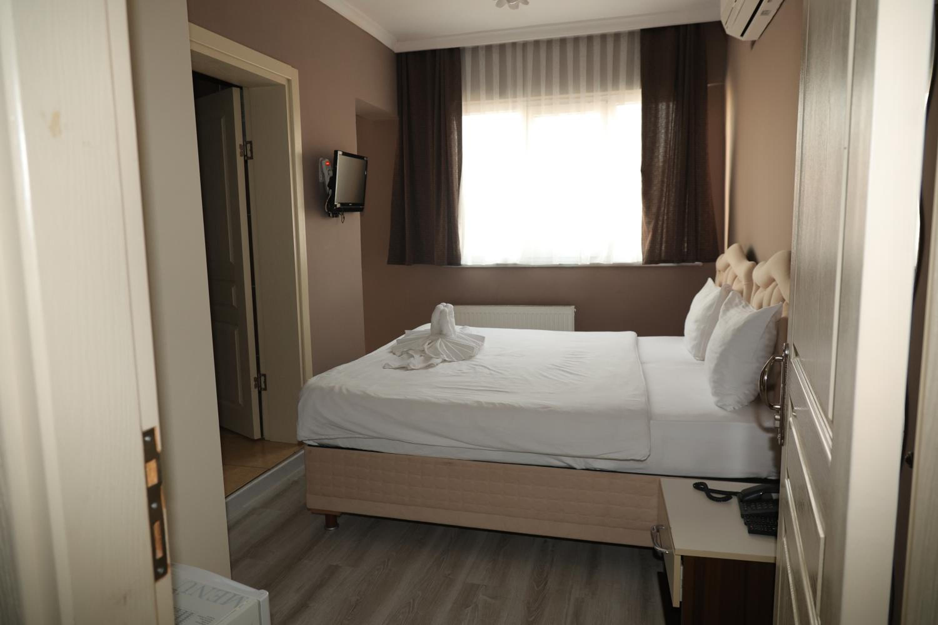 Standard Double Room photo 1