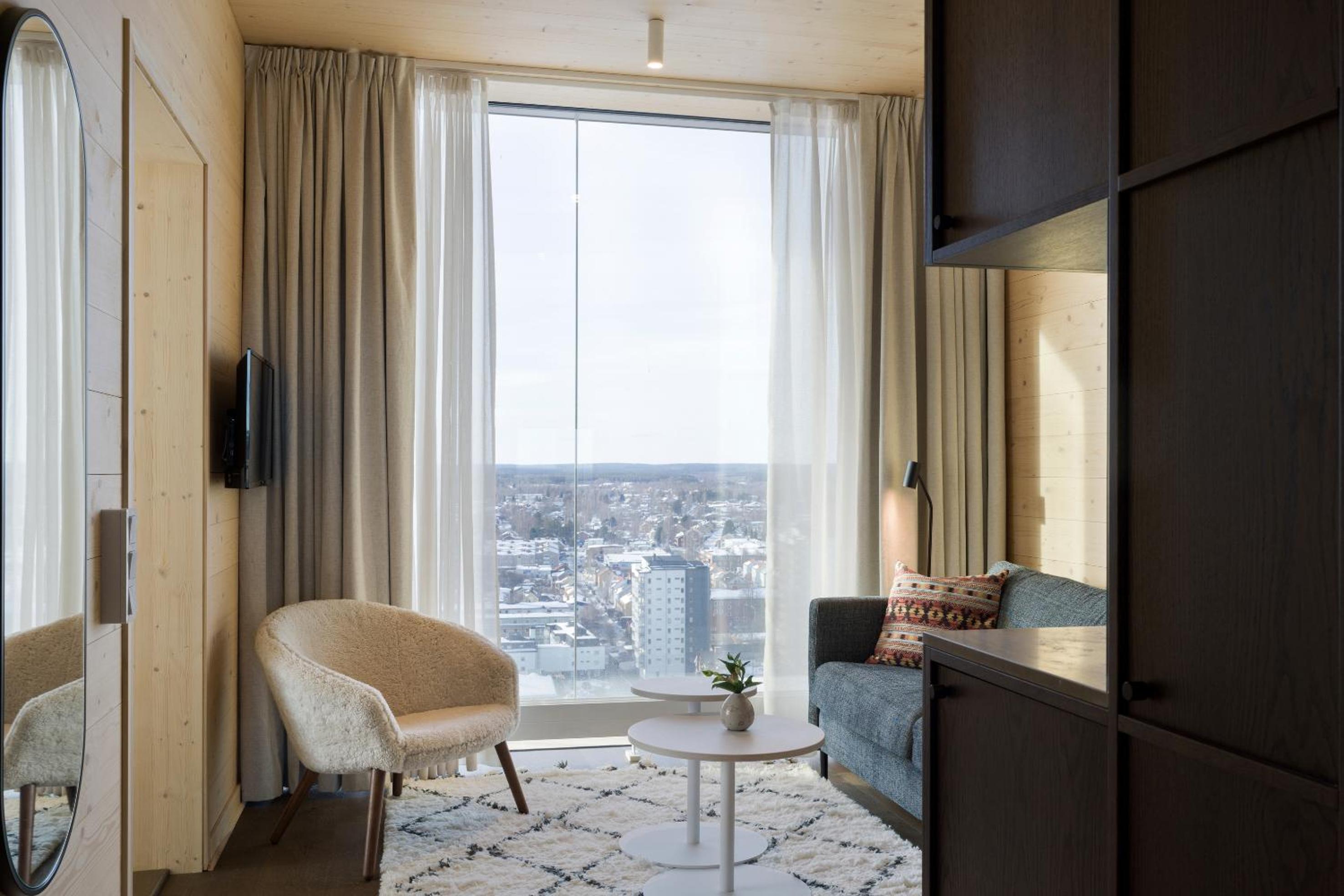 Standard Twin Room - Photo 4