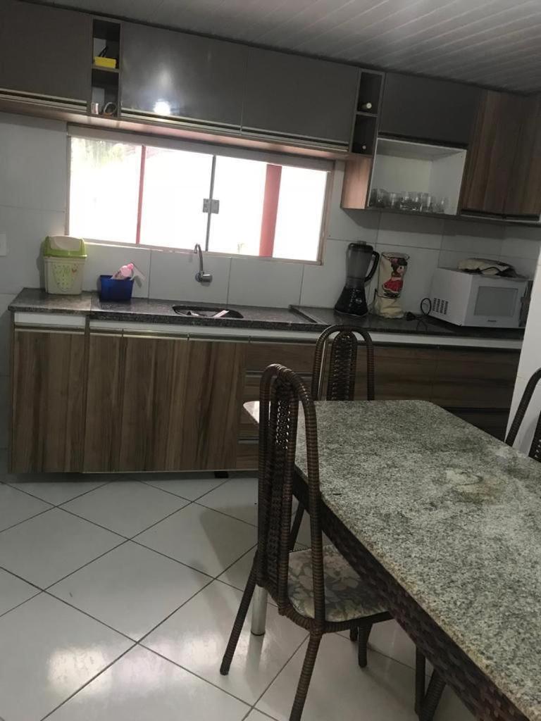 Five-Bedroom House photo 2