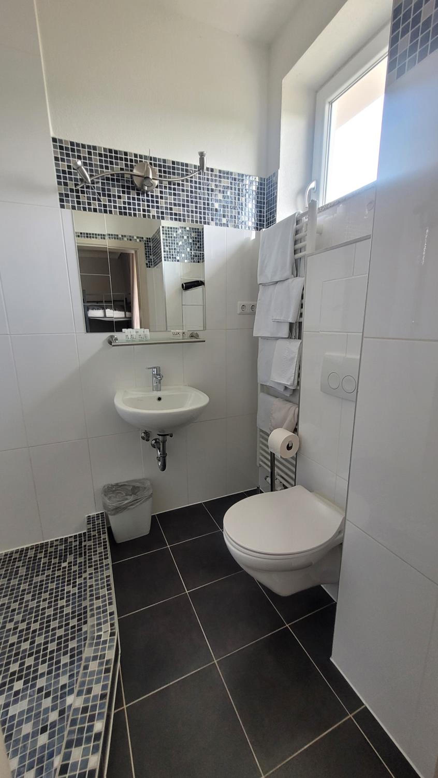 Classic Quadruple Room photo 3