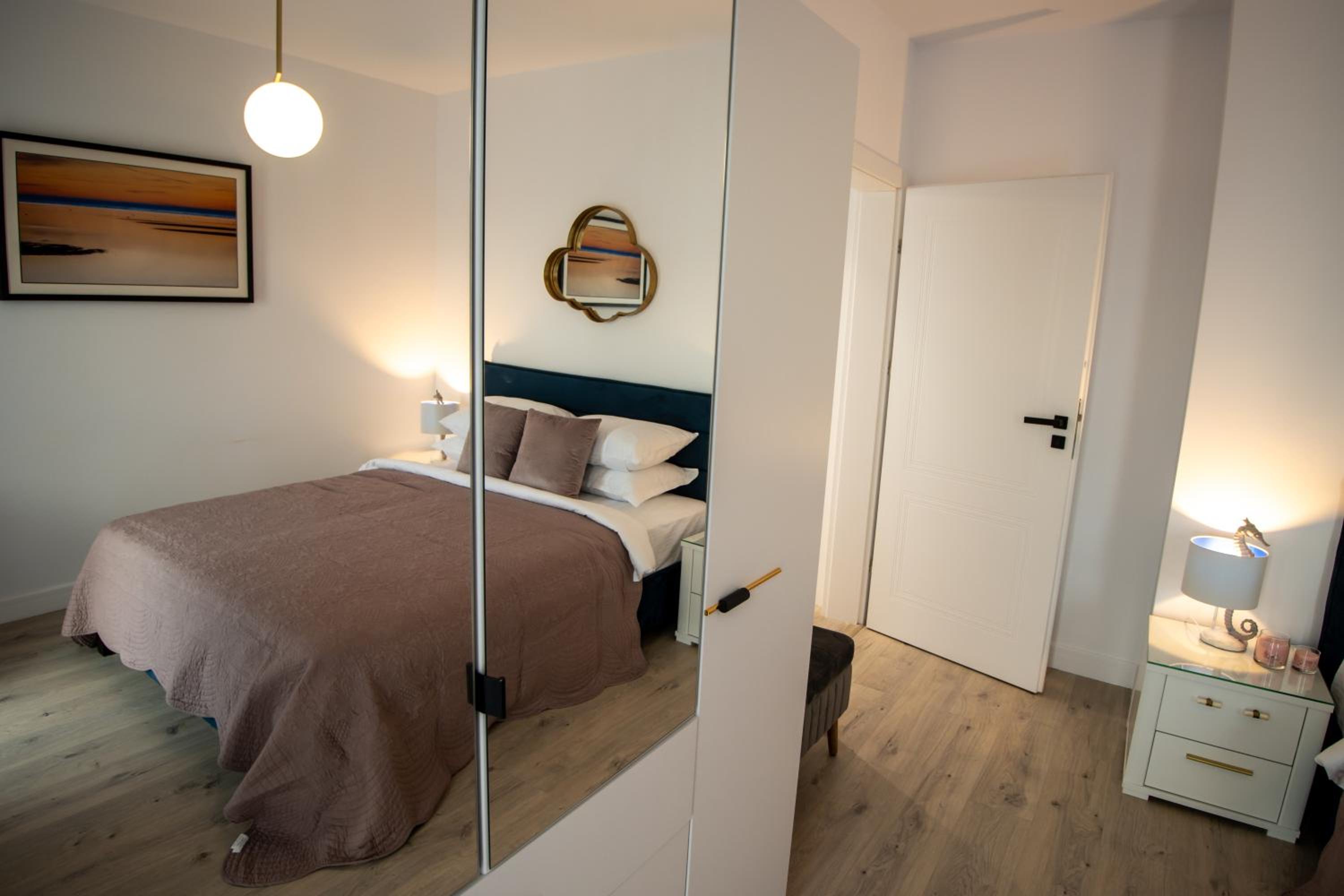 Deluxe Apartment photo 3