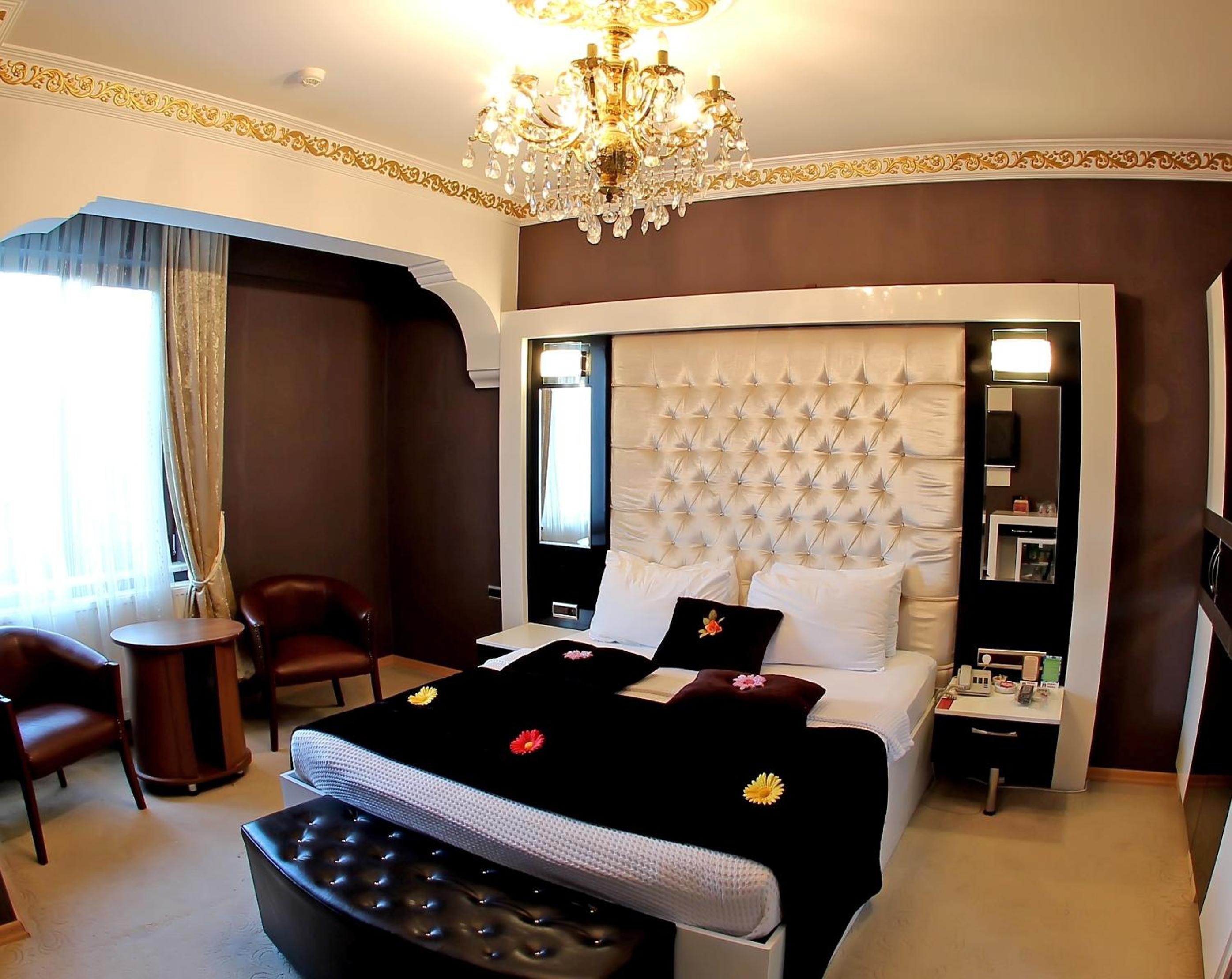 Suite - Photo 4