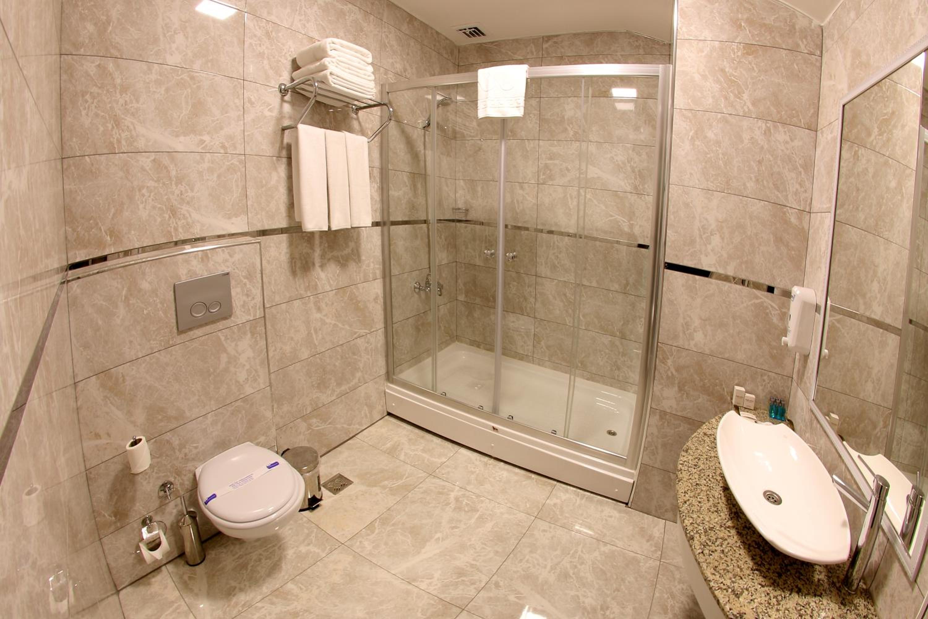 Standard Double Room - Photo 4