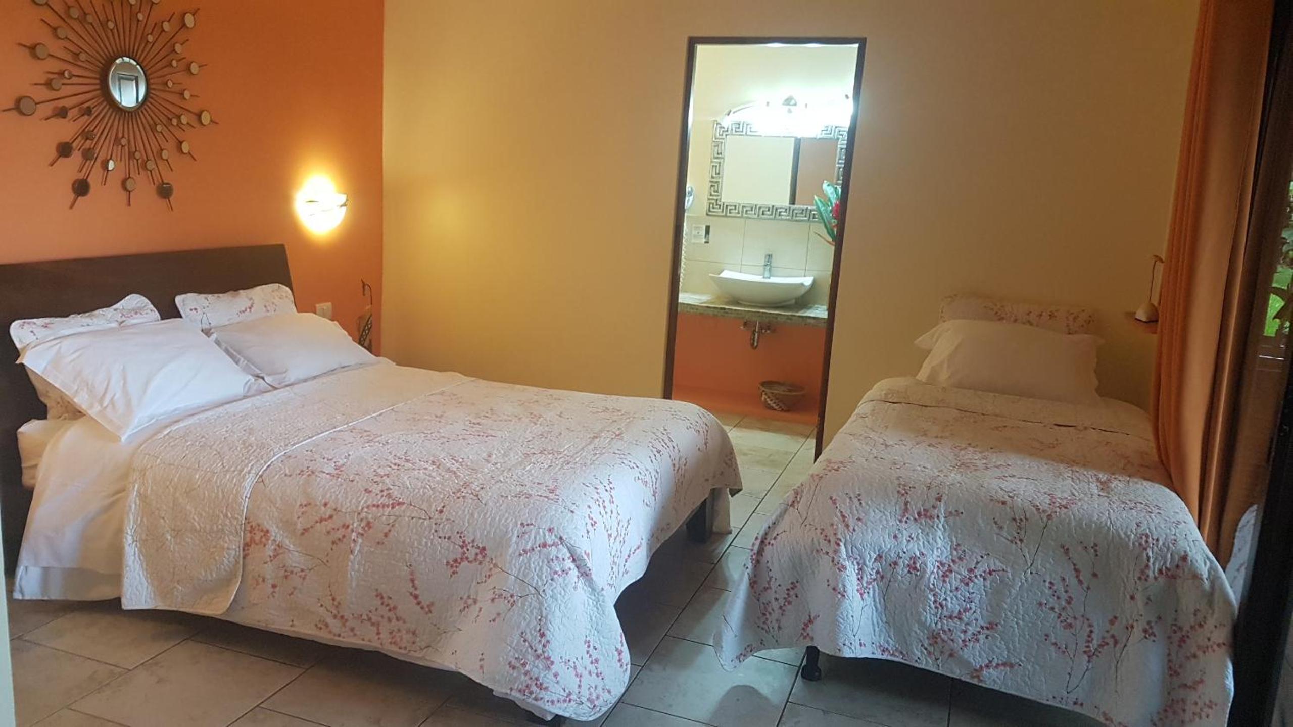 Bungalow (3 Adults) photo 1