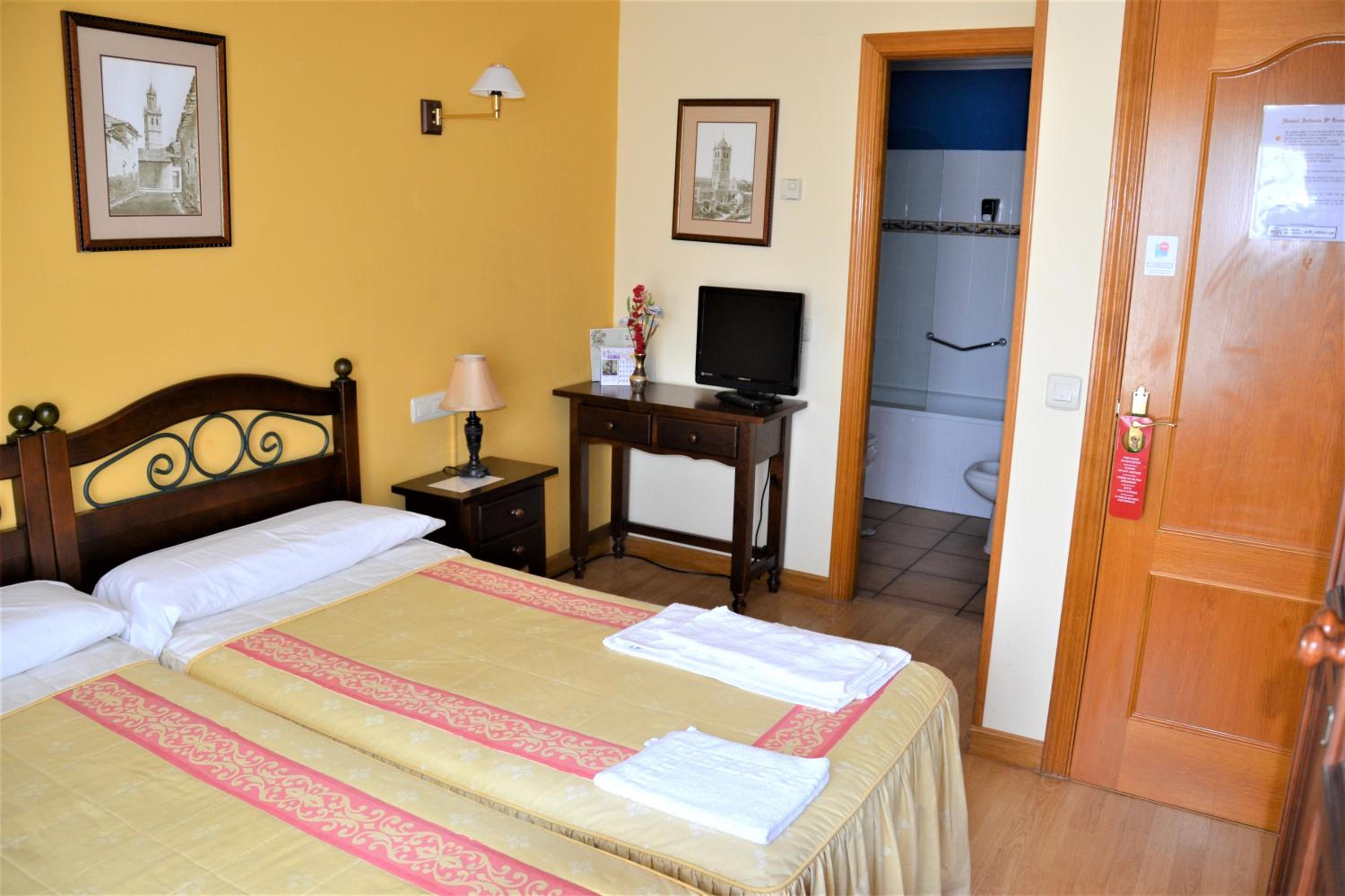 Twin Room photo 2