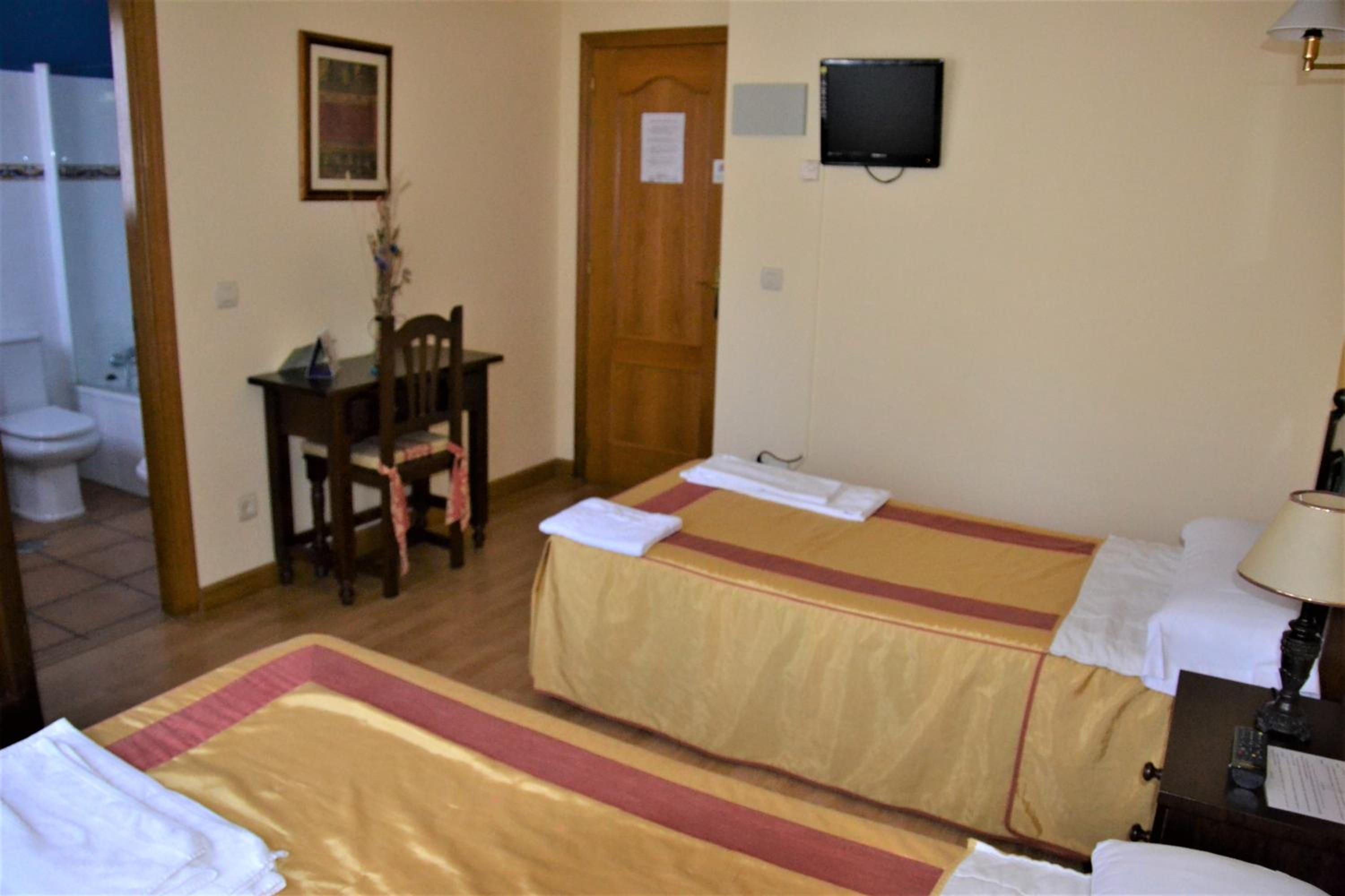 Twin Room photo 2