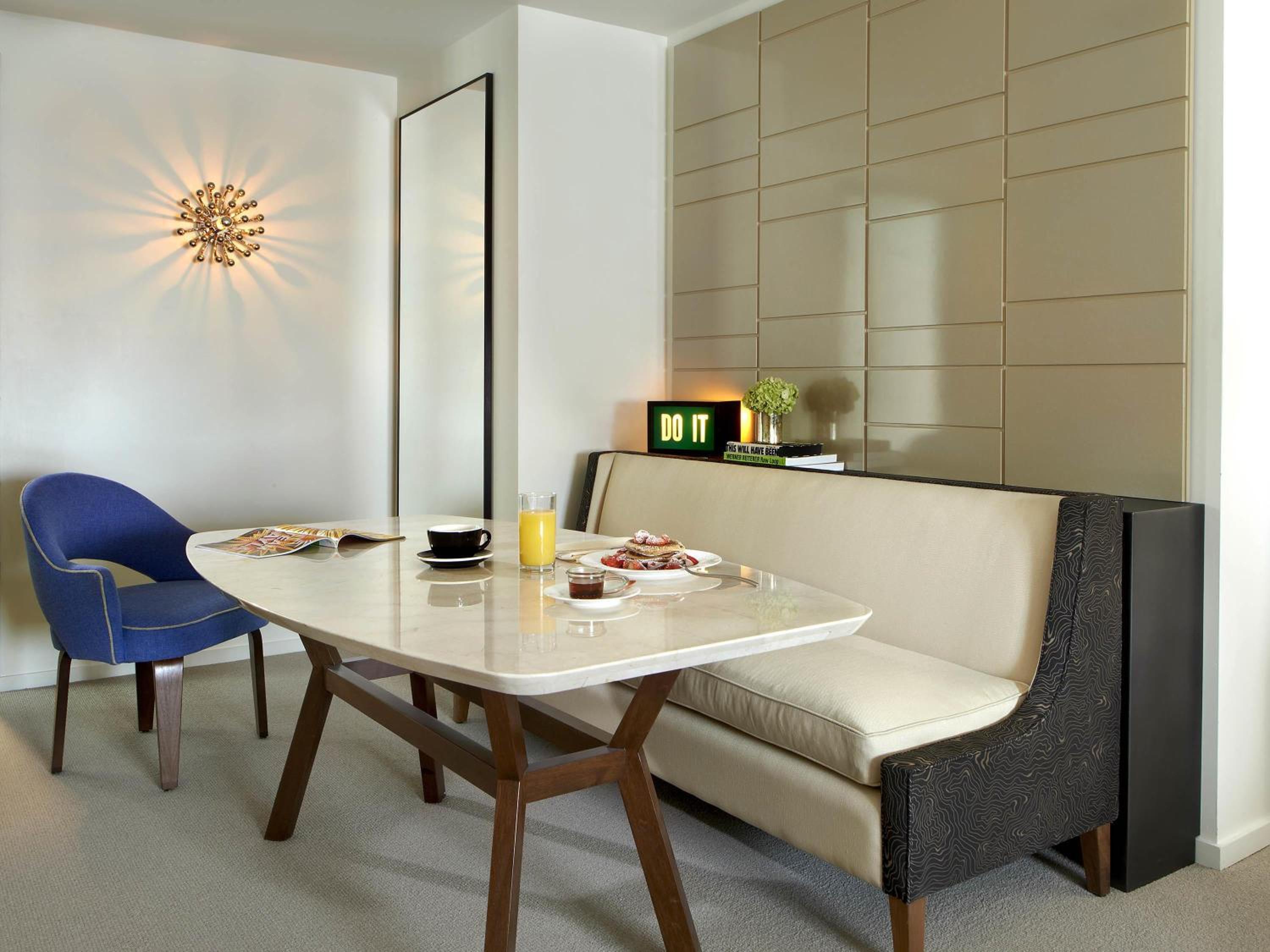 Deluxe King Suite