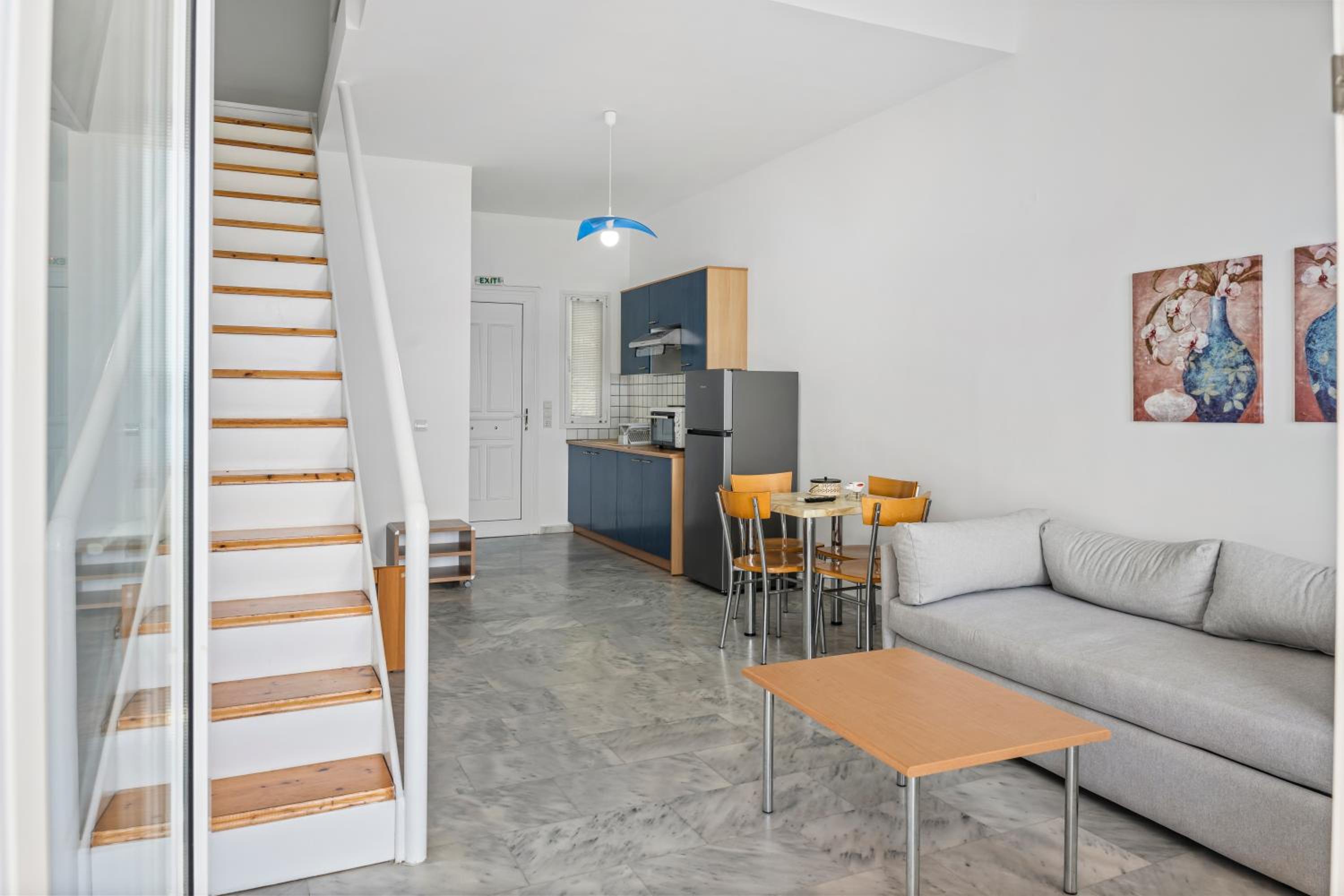 Maisonette photo 1