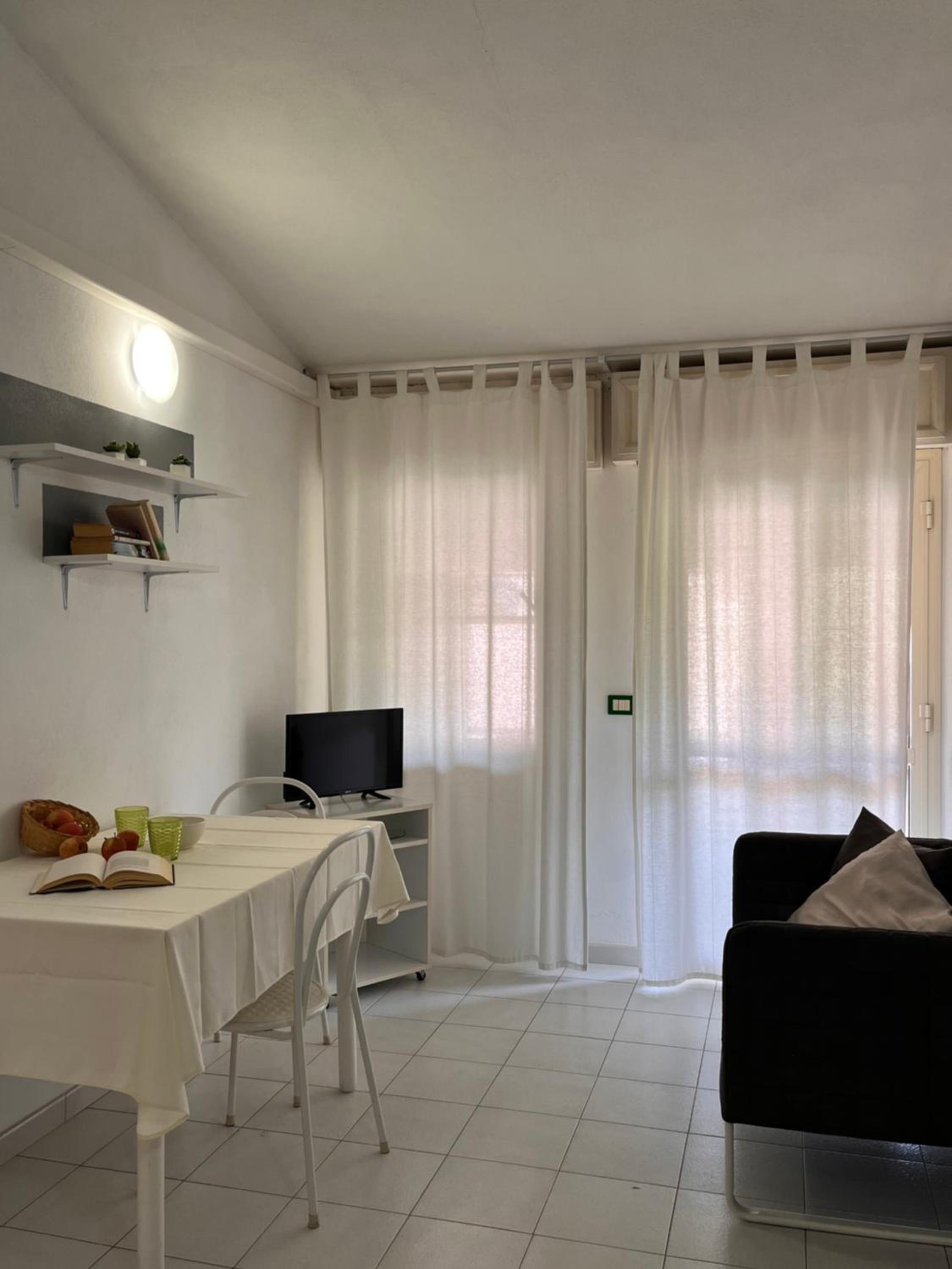 Two-Bedroom Apartment (3 Adults) photo 3