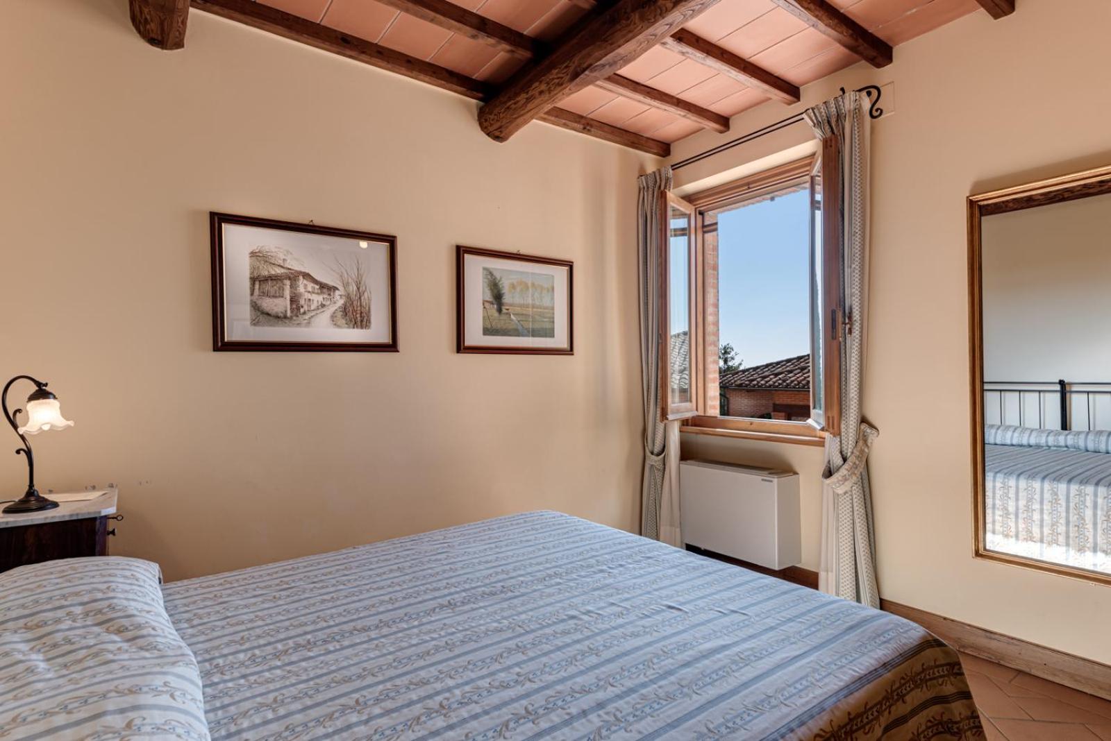 Double Room - Photo 9