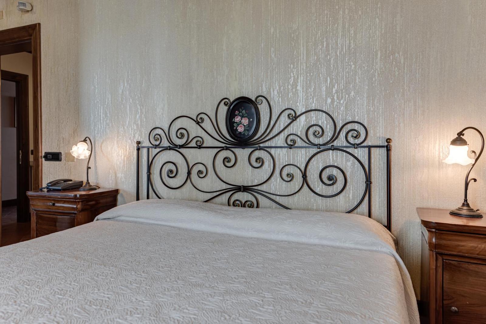 Suite - Photo 7