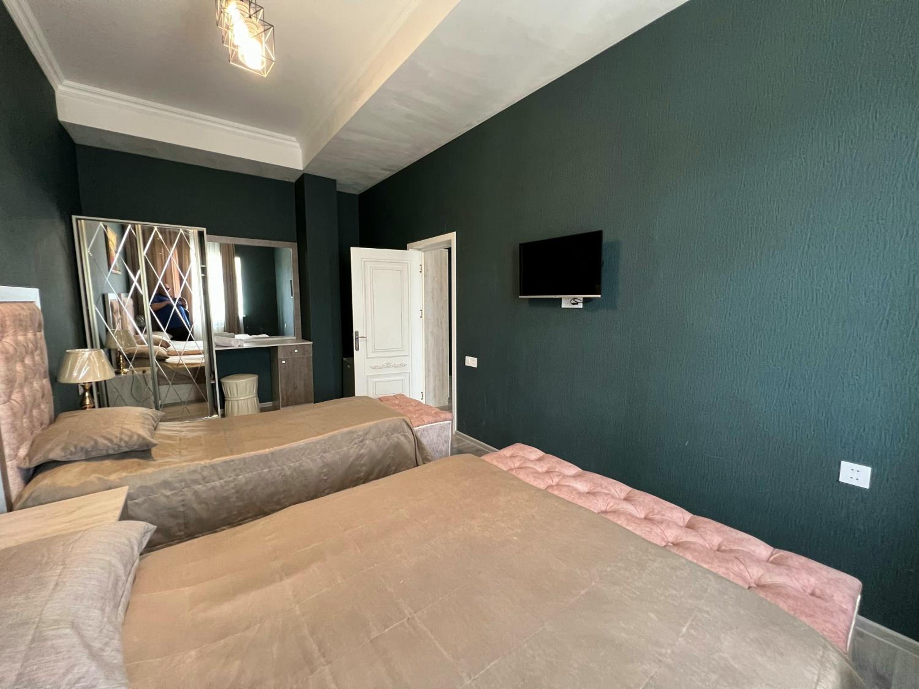 Family Room photo 1