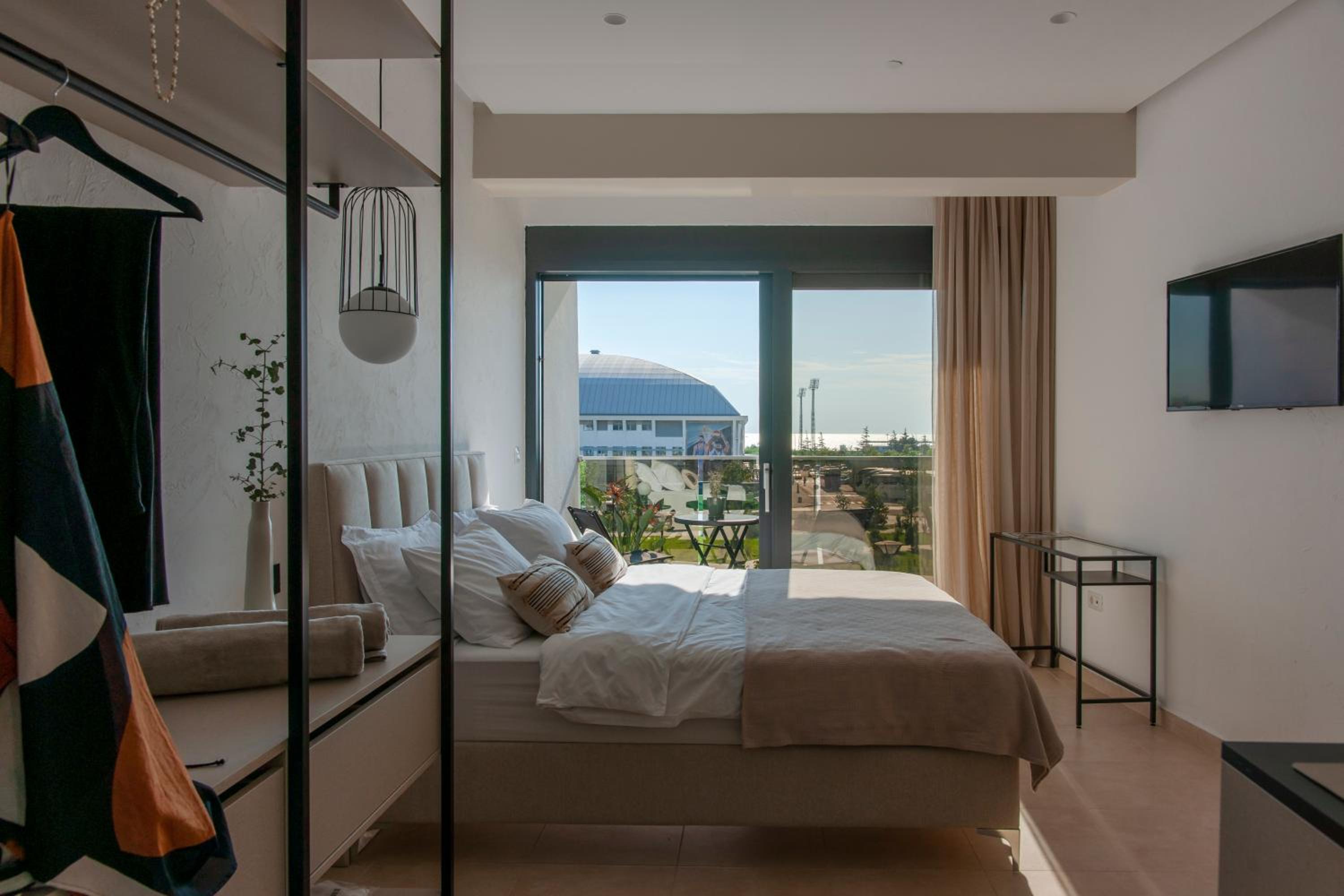 Deluxe Triple Room with Sea View photo 1