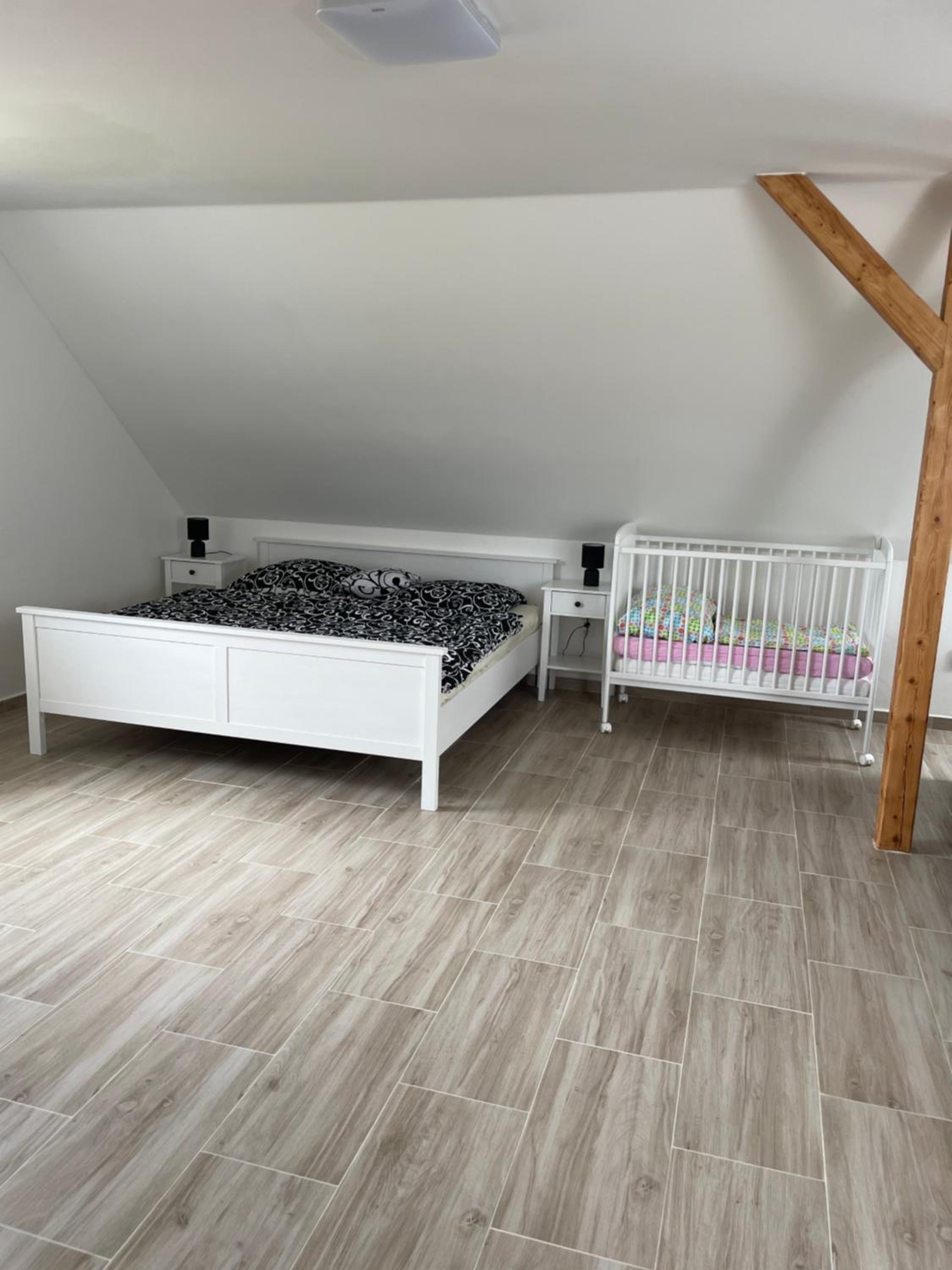 Attic Apartment photo 3
