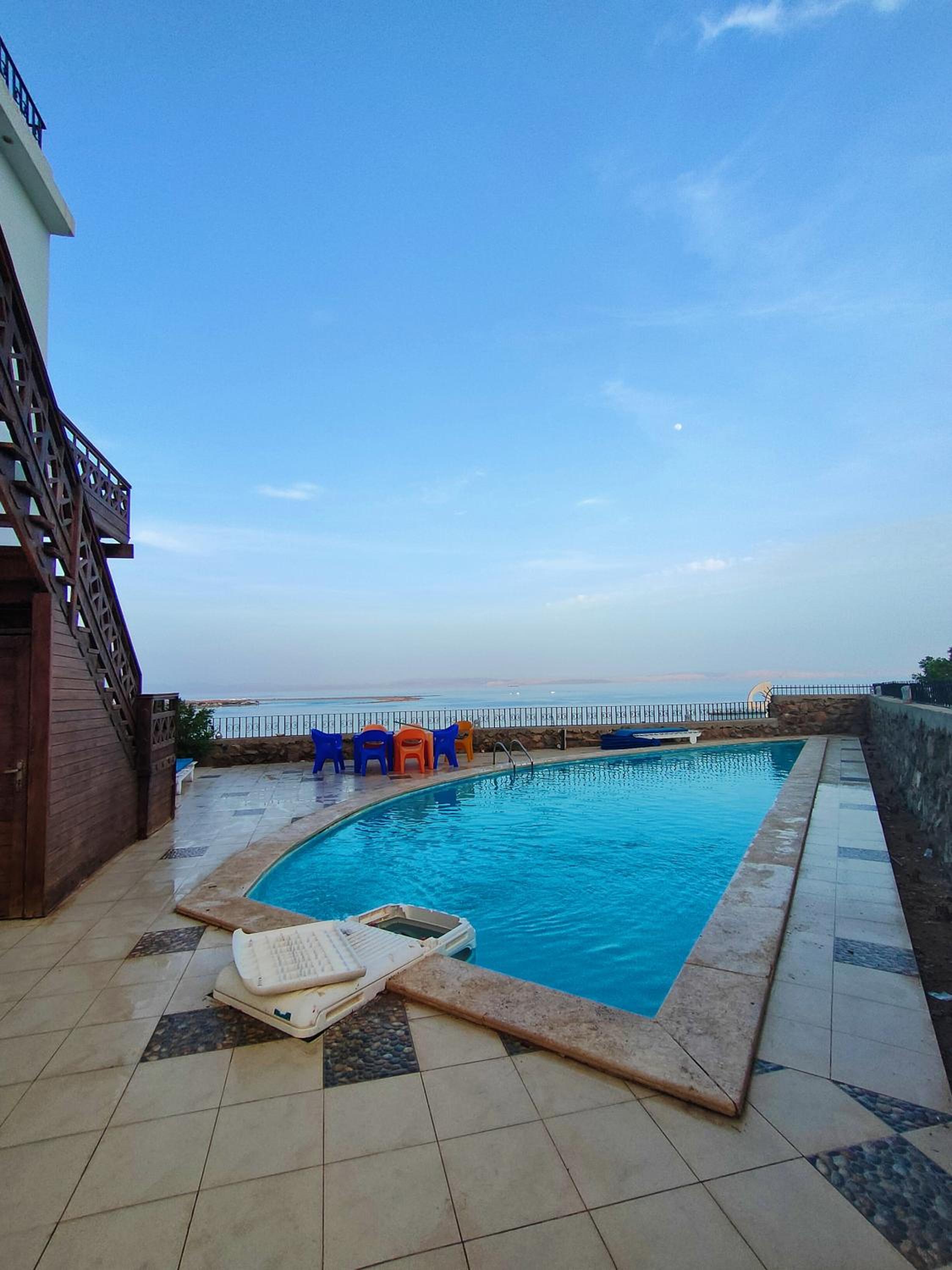 Villa with Sea View - Photo 5