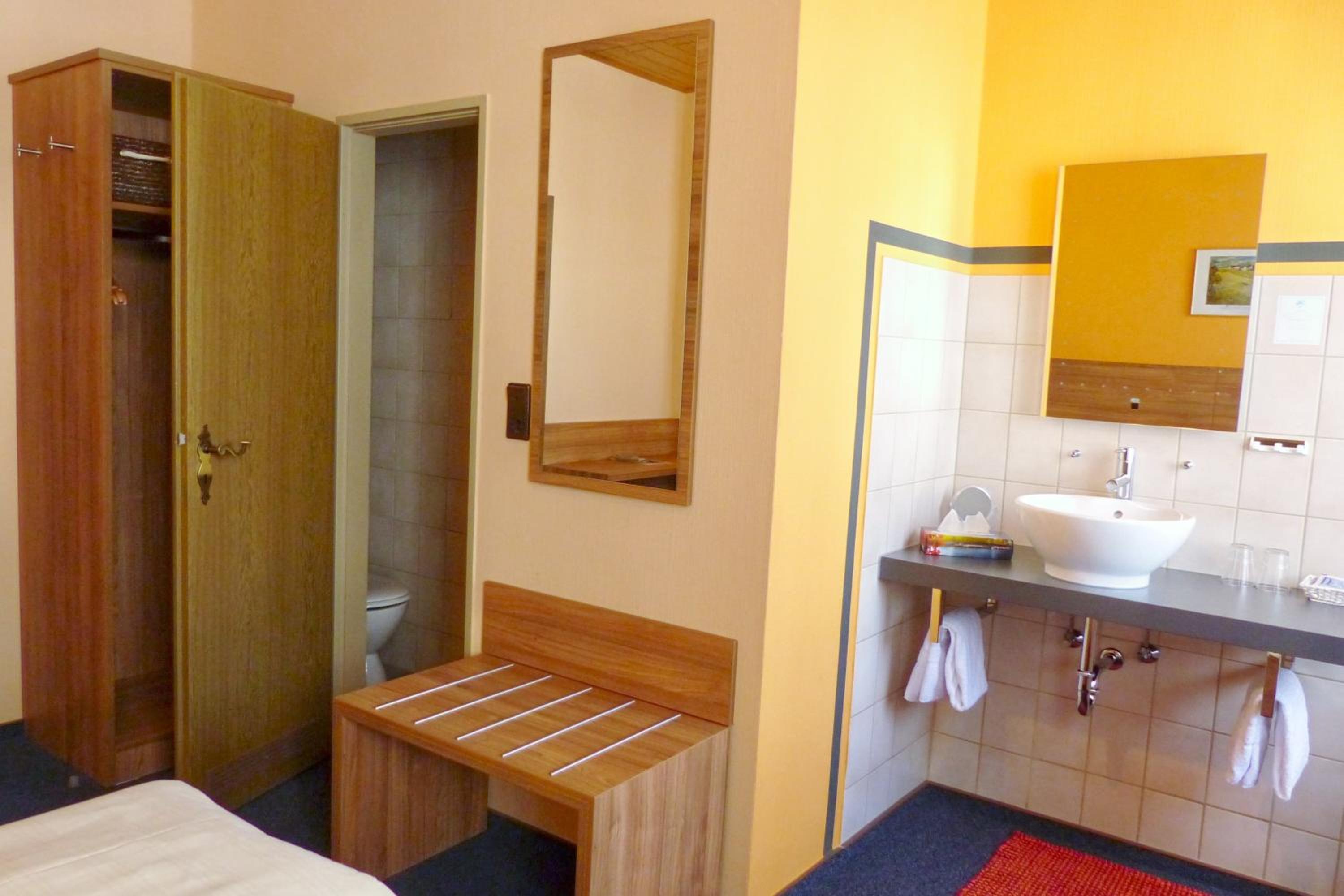 Double Room - Photo 20