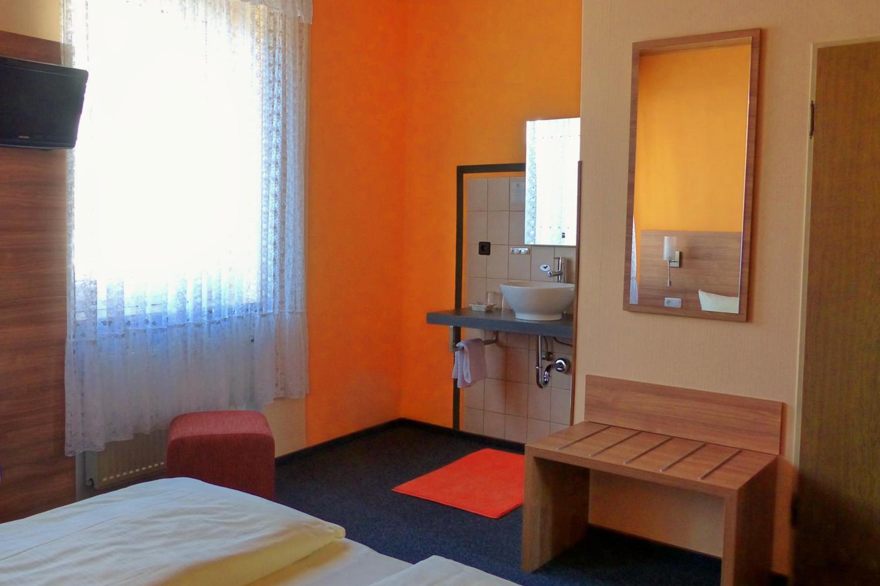 Double Room - Photo 21