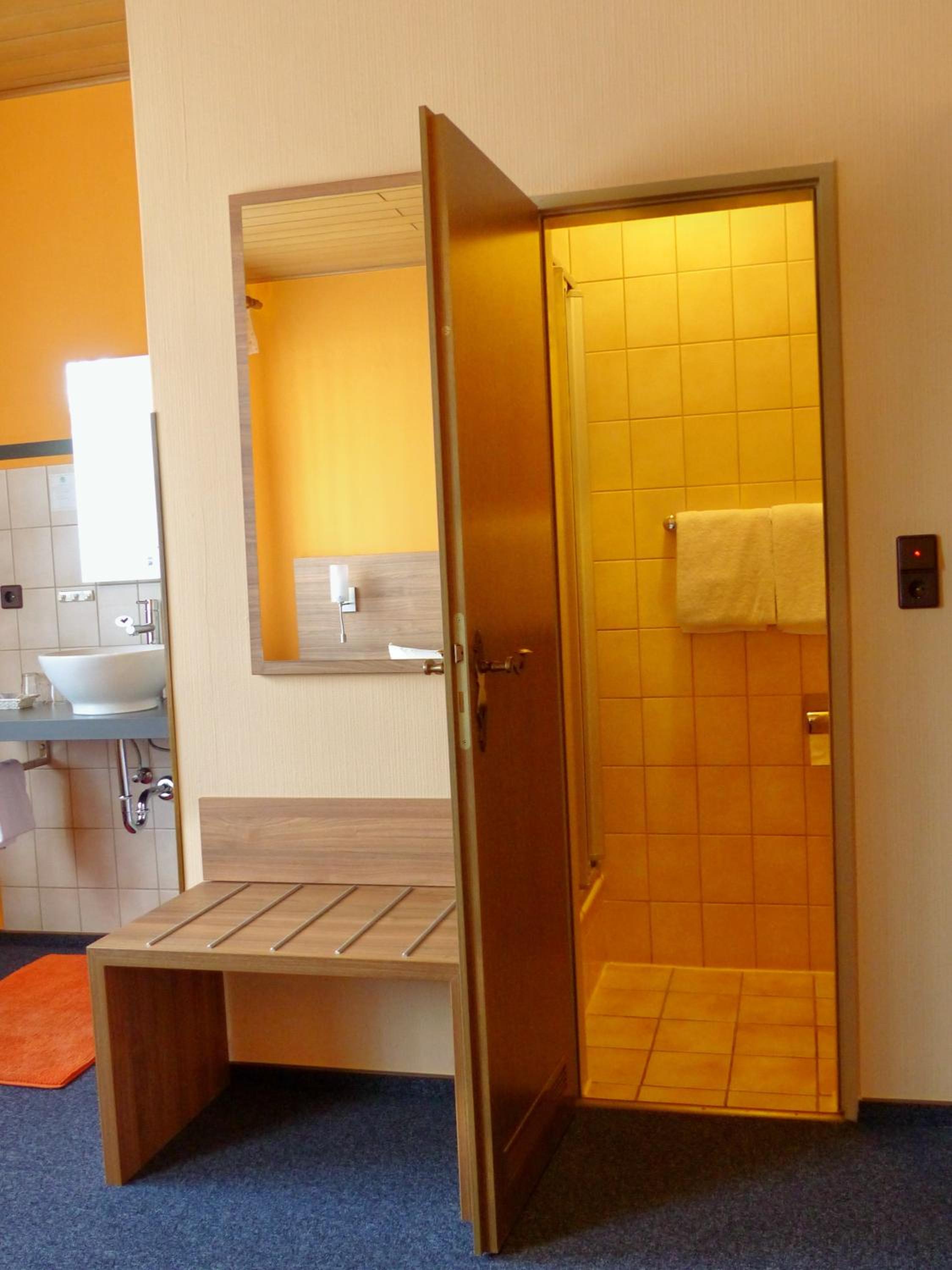 Double Room - Photo 22