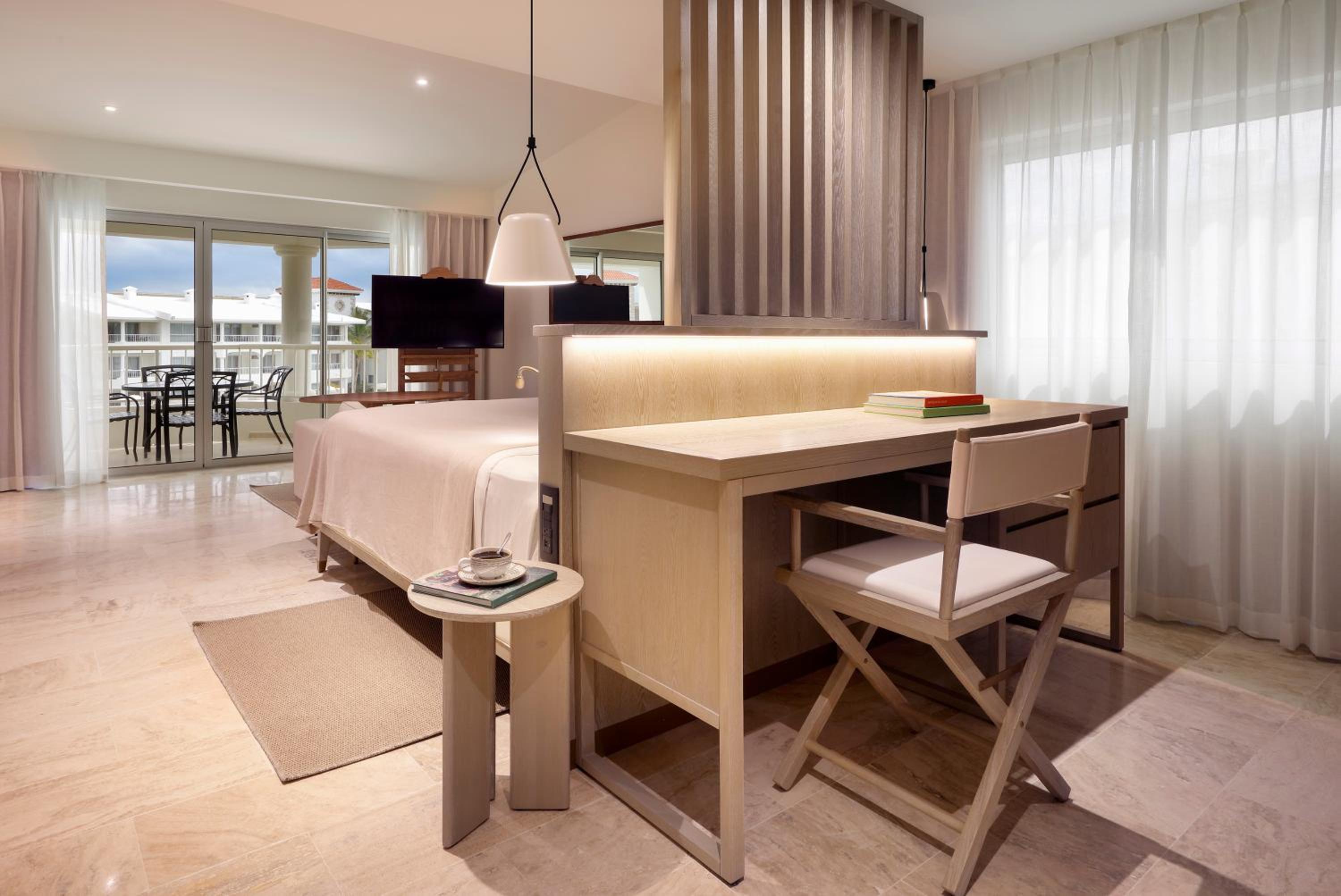 Junior Suite Deluxe - Photo 2