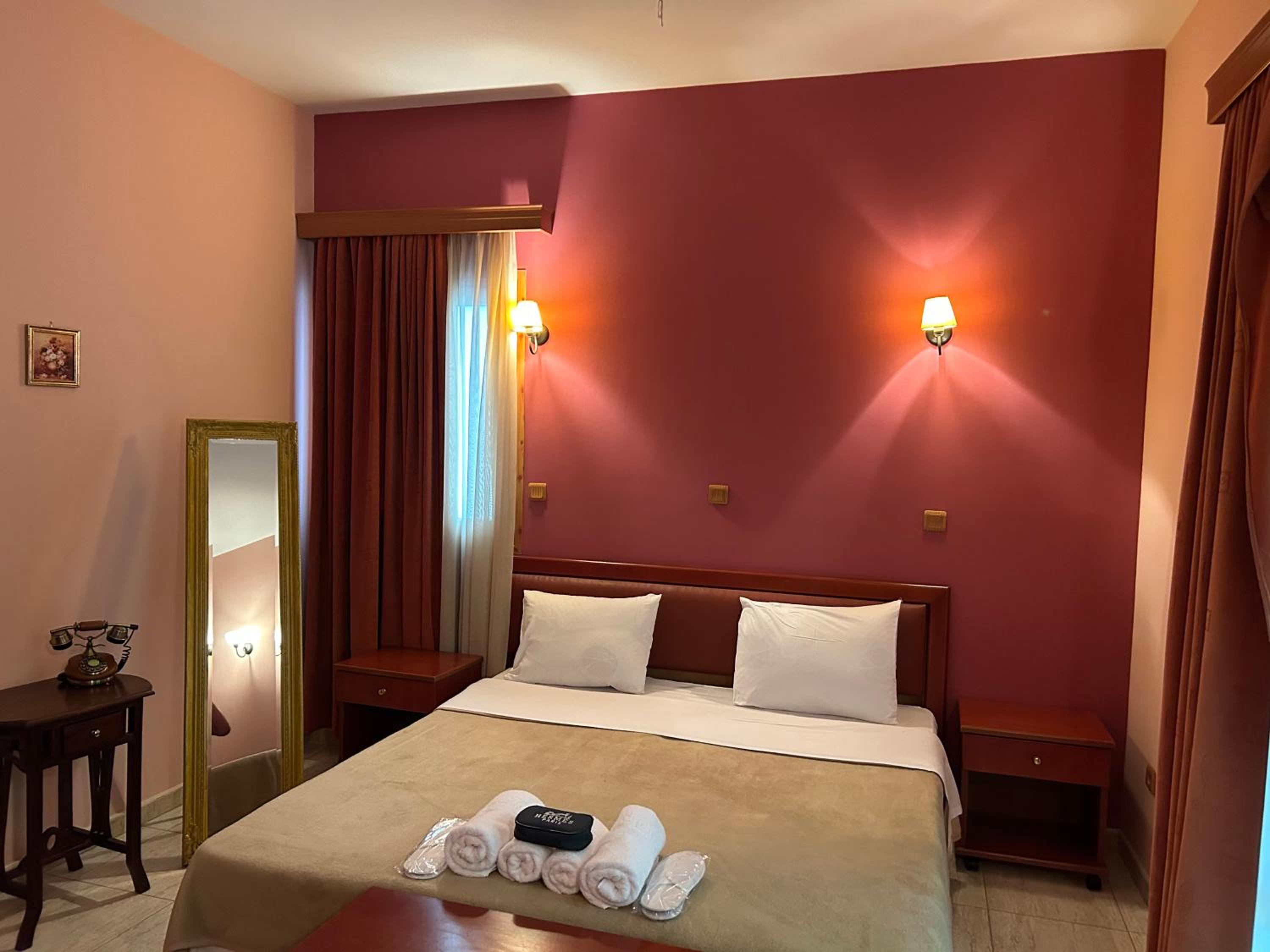 Double or Twin Room photo 2