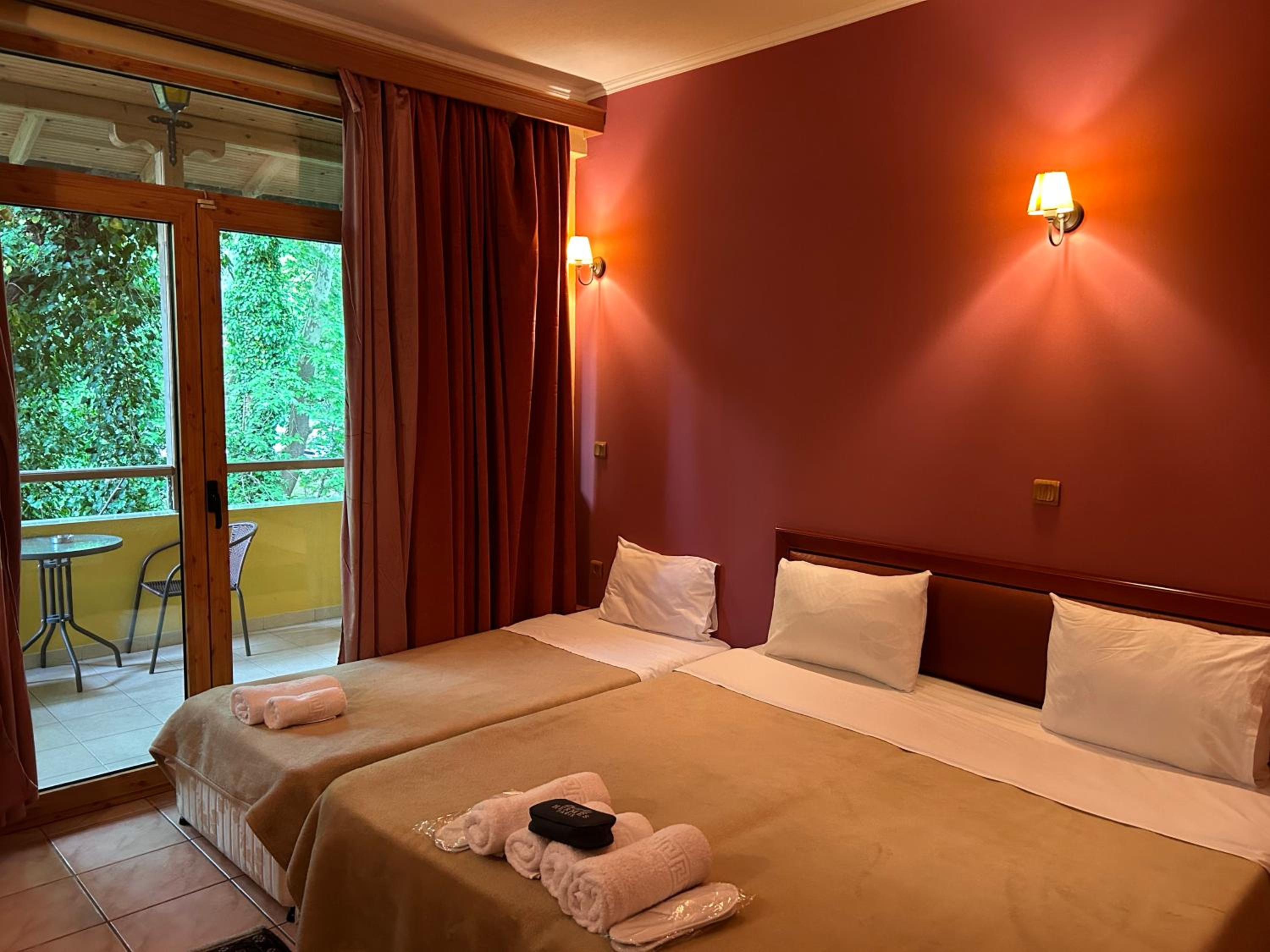 Quadruple Room photo 2