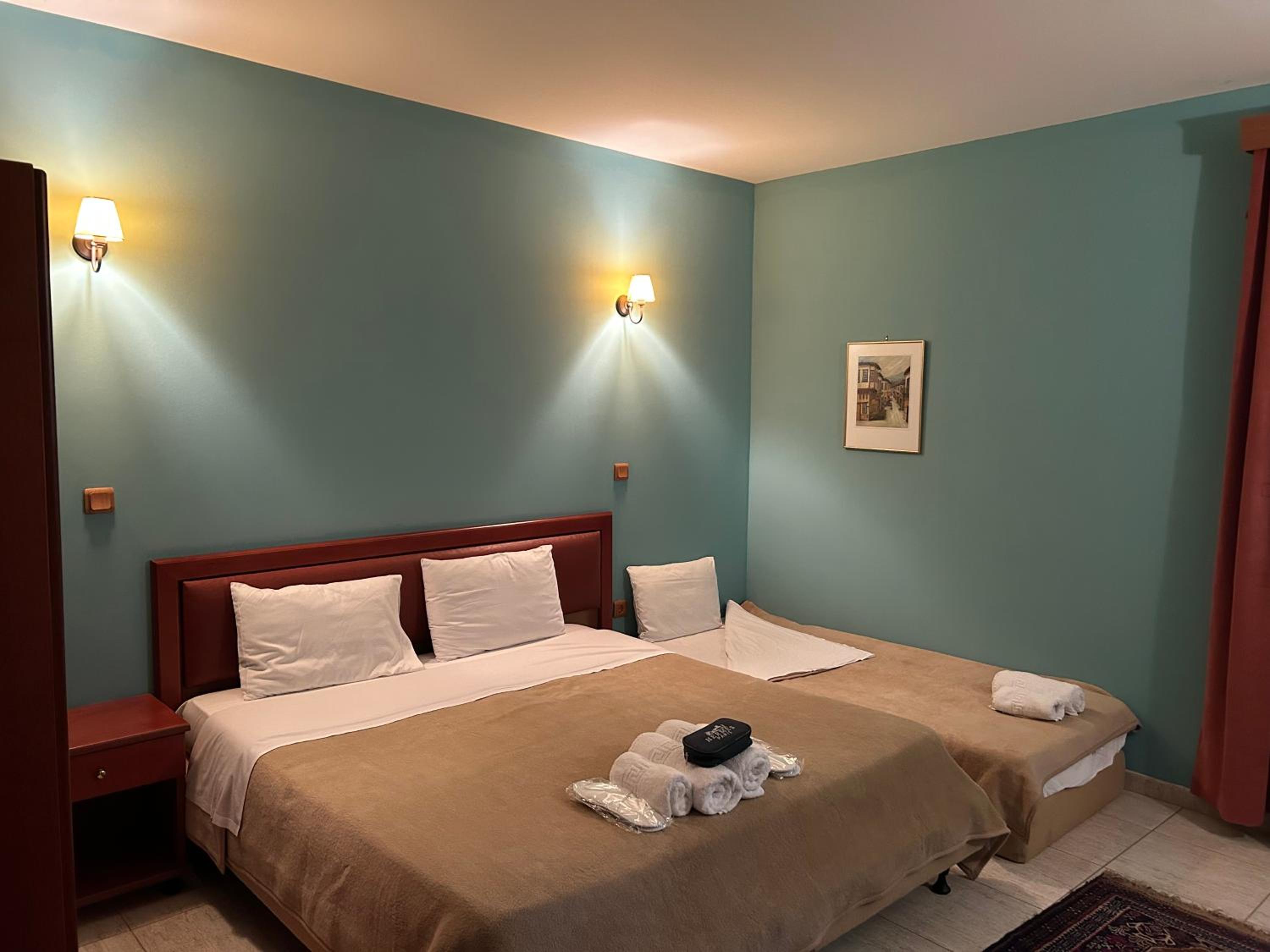 Triple Room photo 2