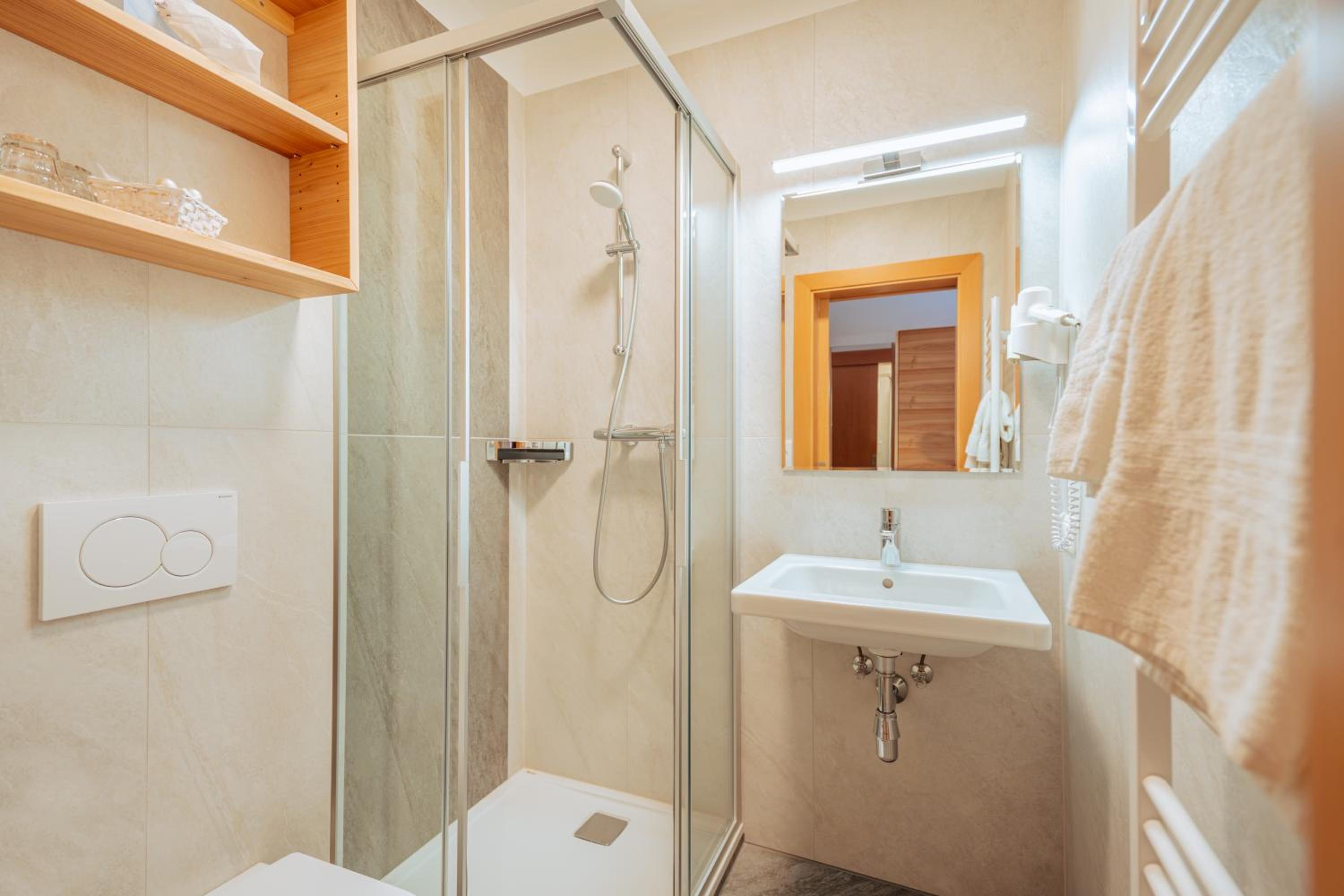 Single Room with Balcony photo 2