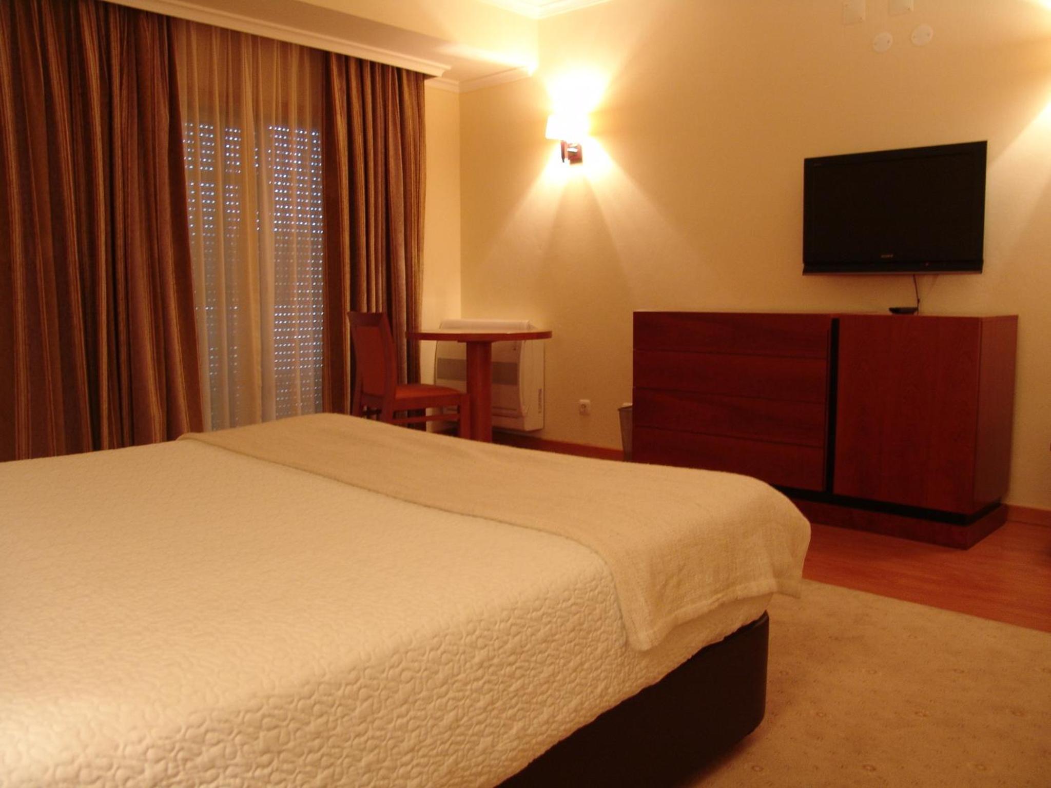 Double Room - Photo 5