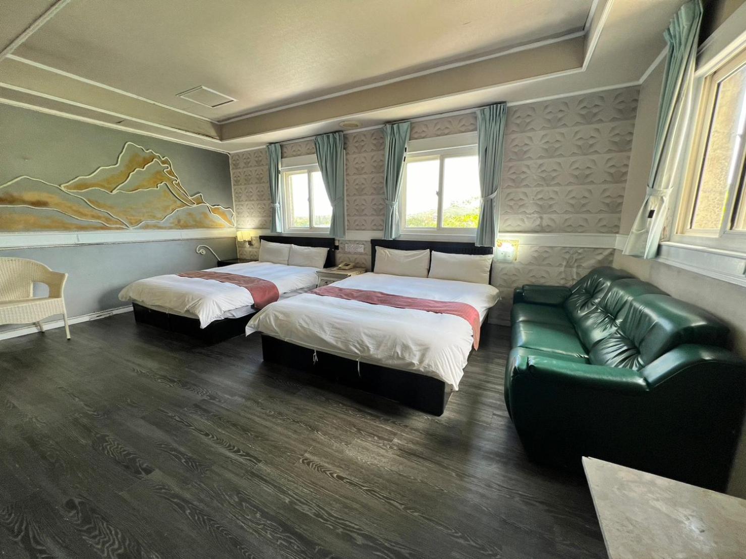 Standard Quadruple Room photo 3