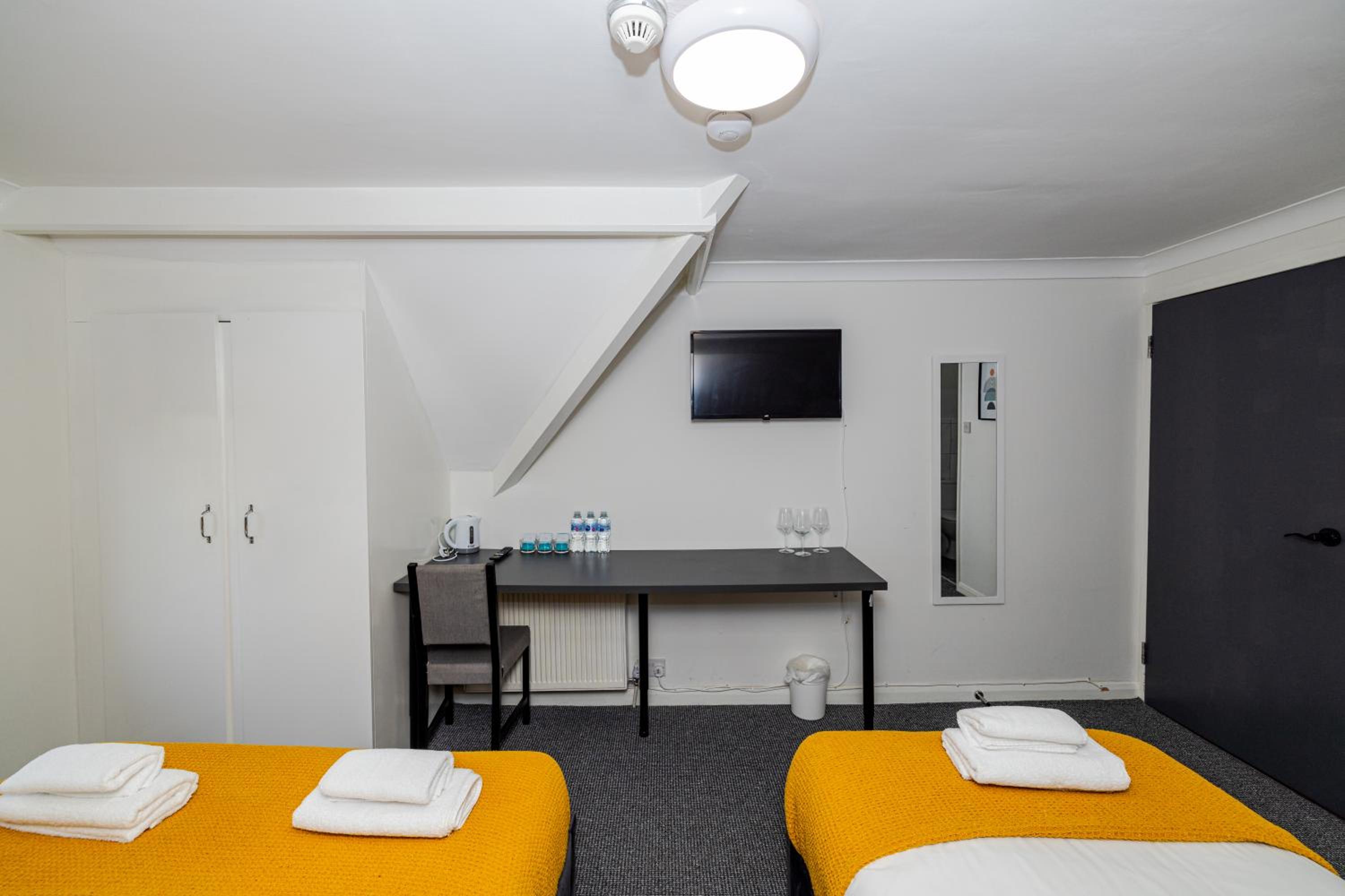 Deluxe Triple Room photo 3