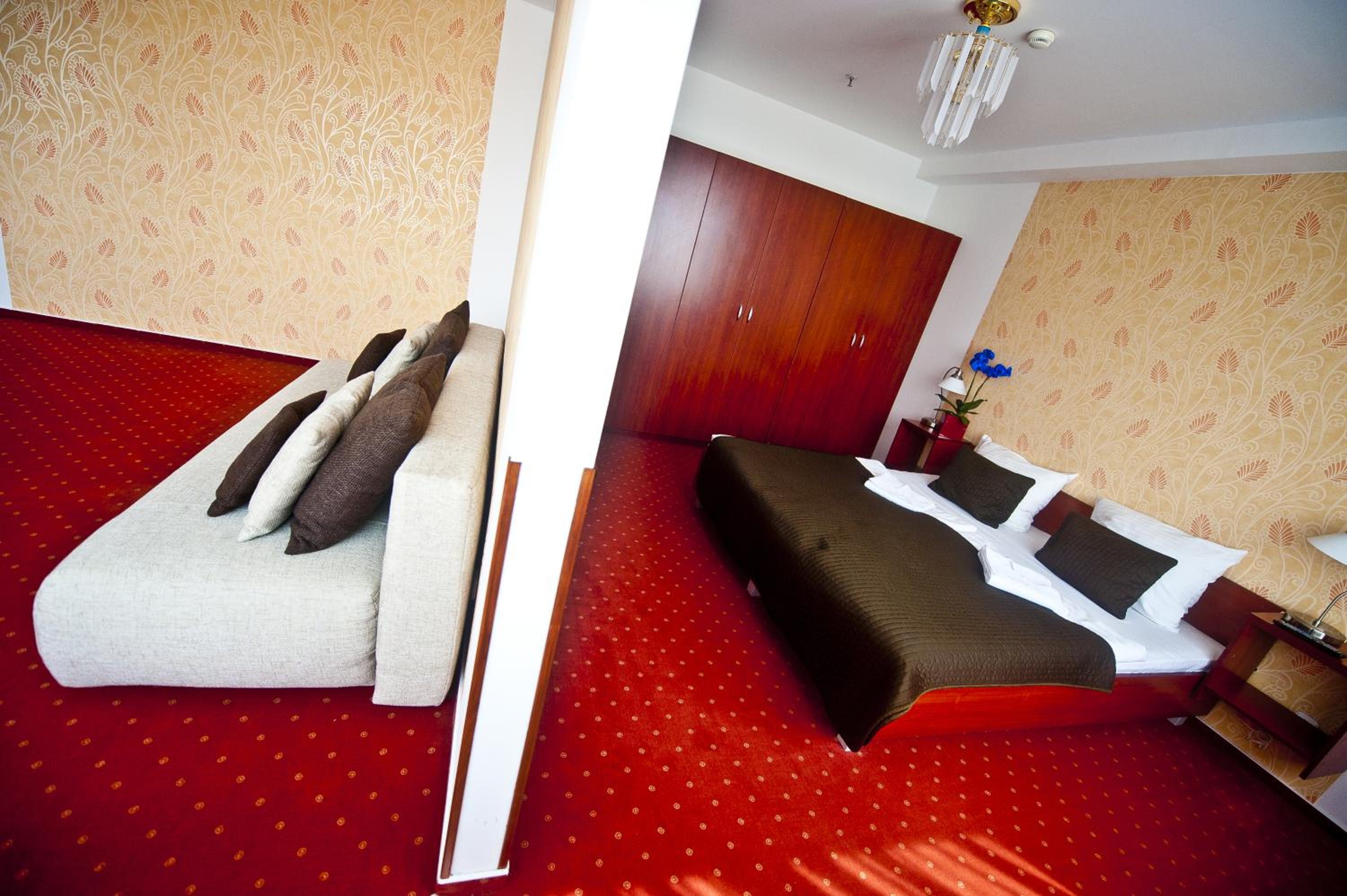 Triple Room - Photo 10