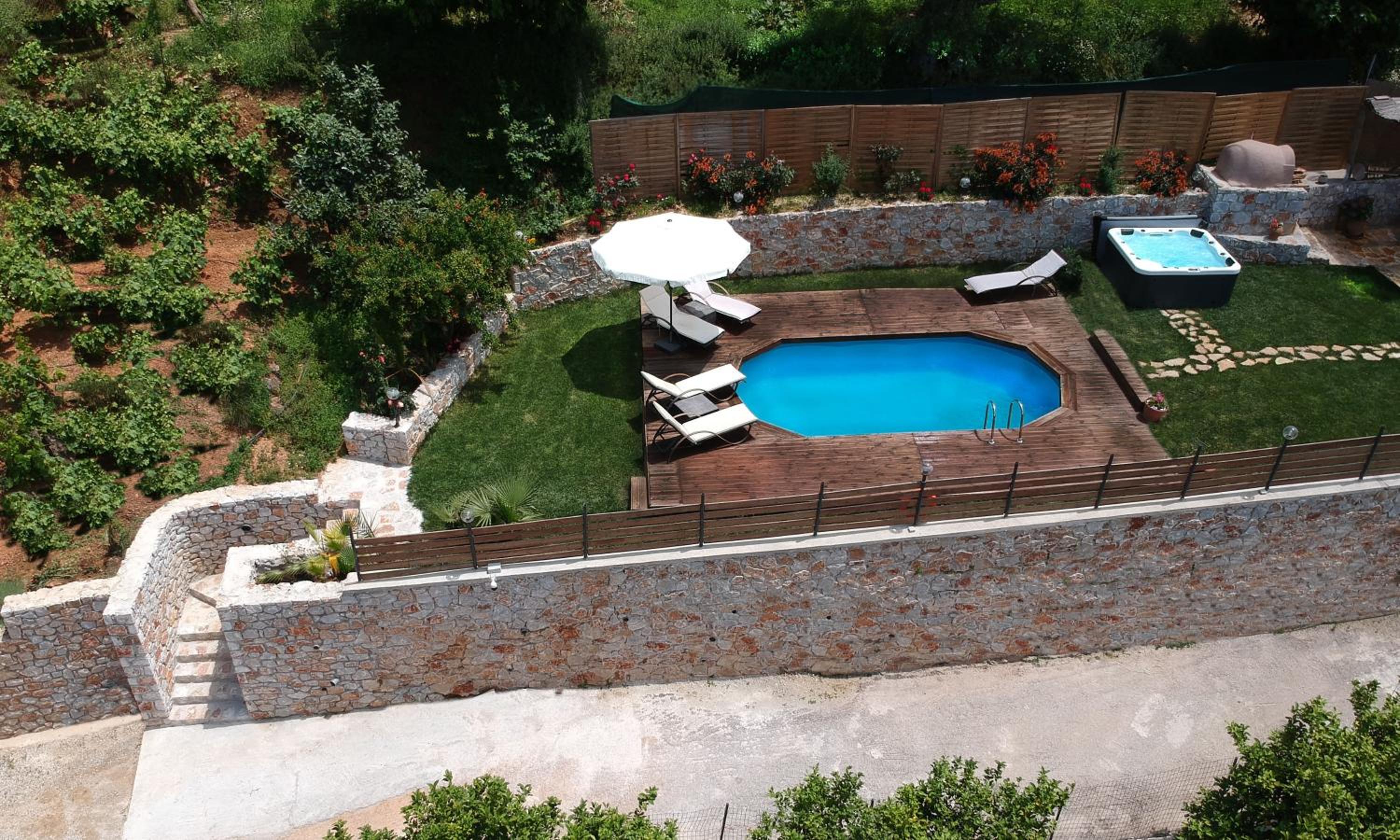 Villa with Private Pool - Photo 25