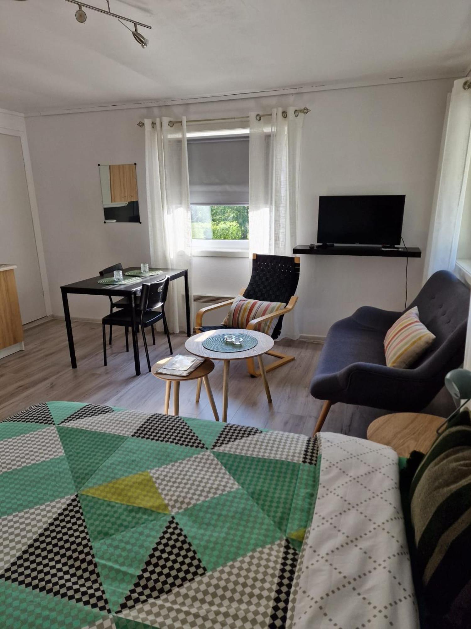 One-Bedroom Apartment - Photo 17