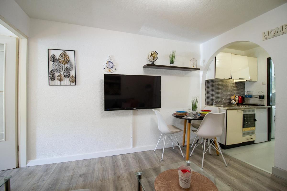 Apartment with Sea View photo 3
