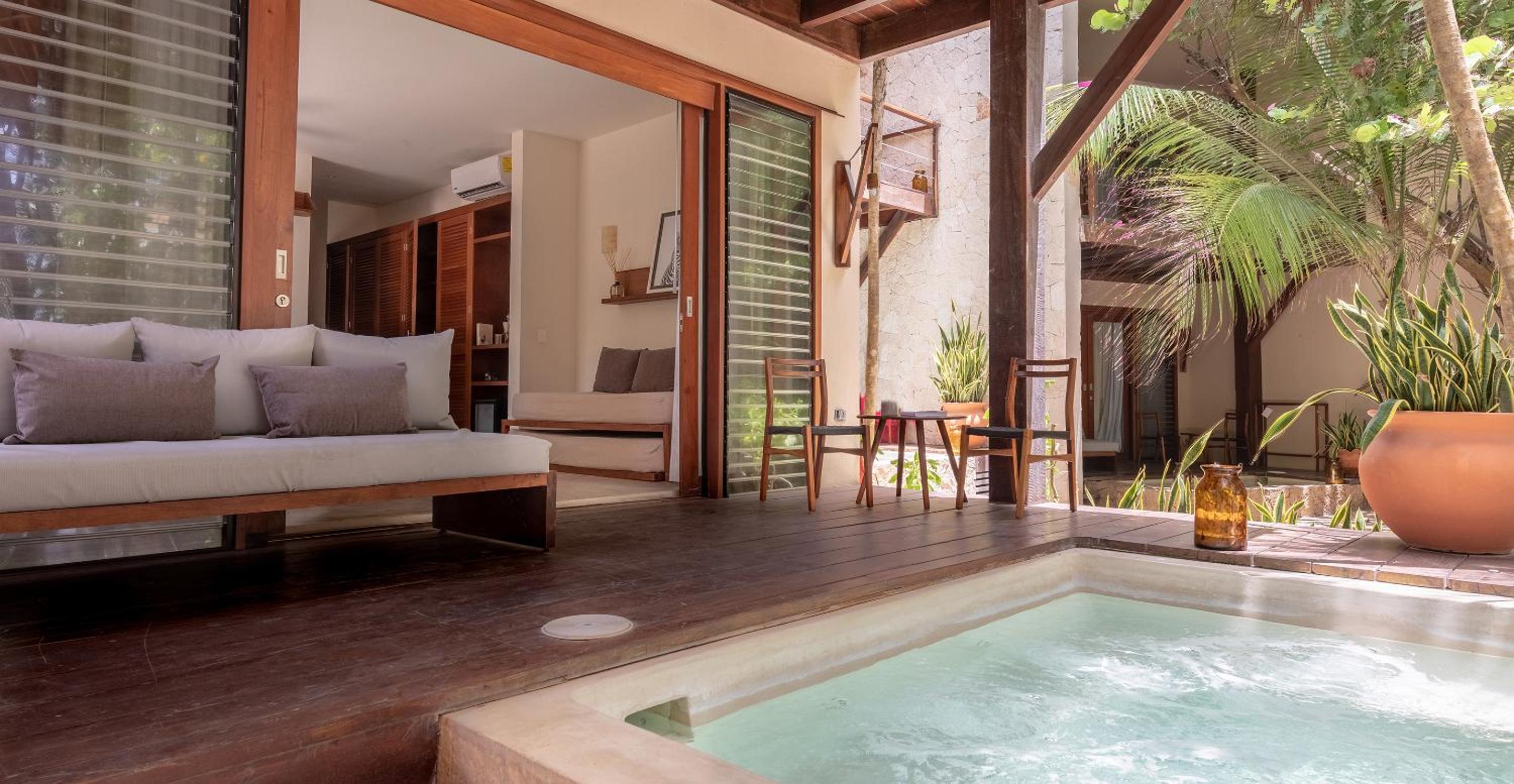 Beachfront ground floor Suite