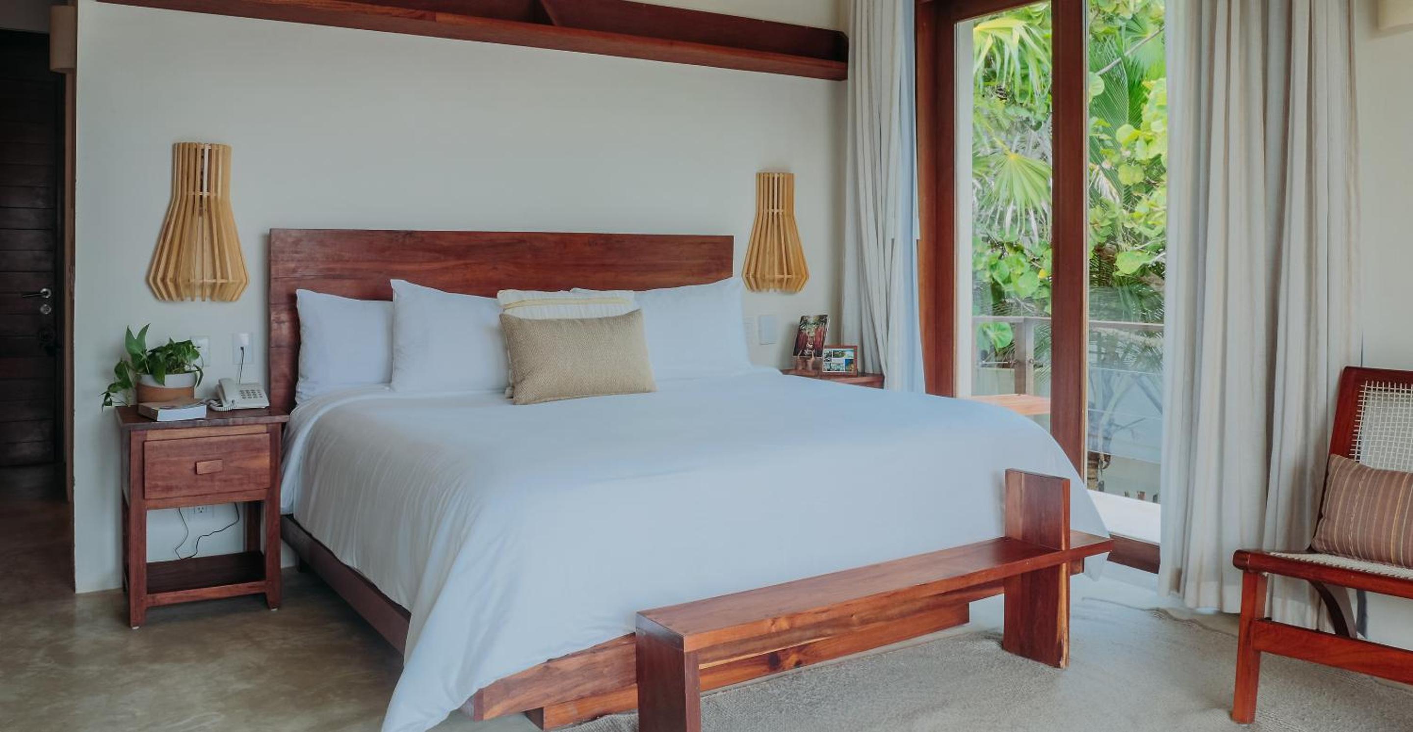 Garden view ground floor Suite with Plunge pool