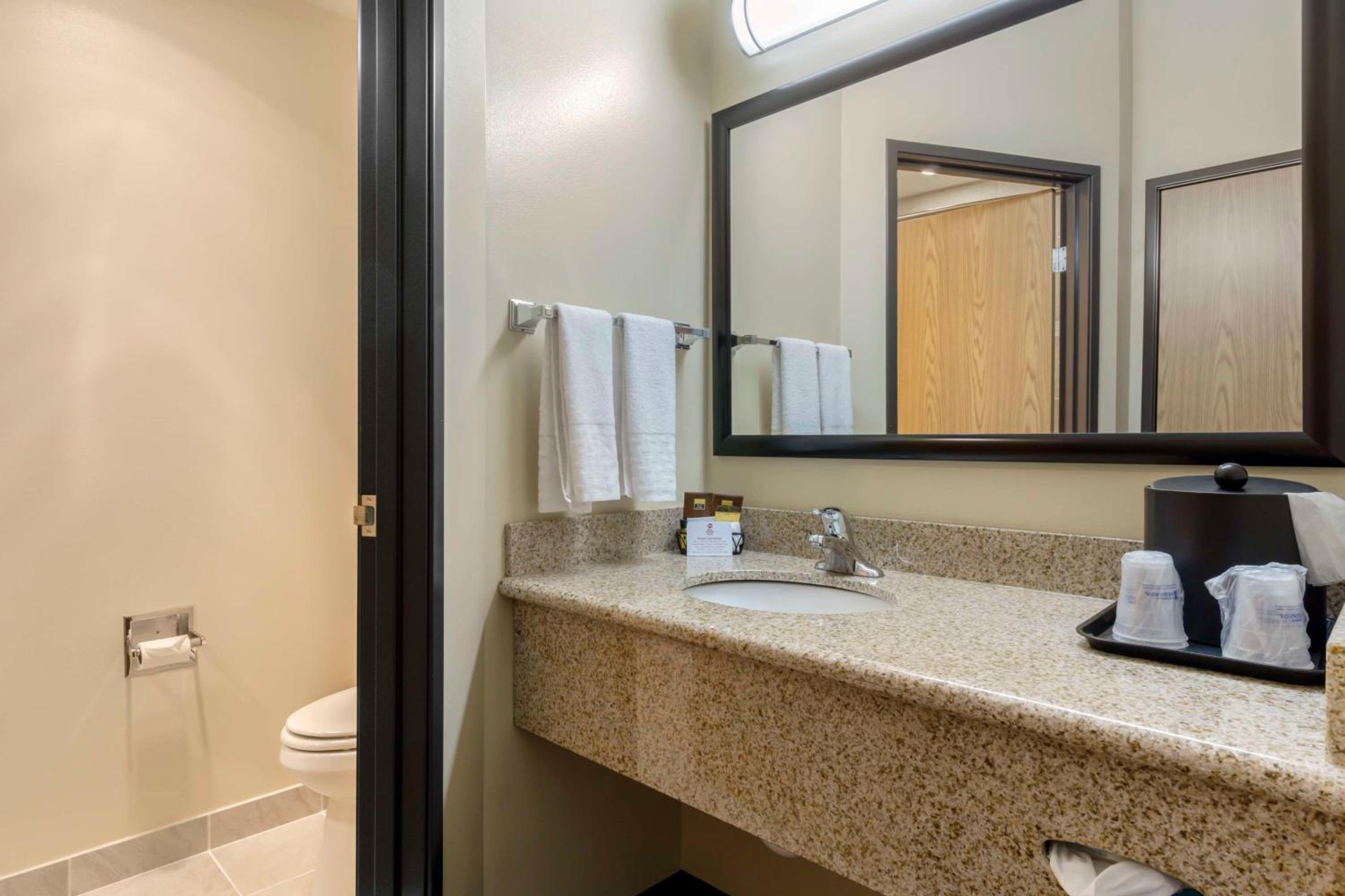 Mini King Suite